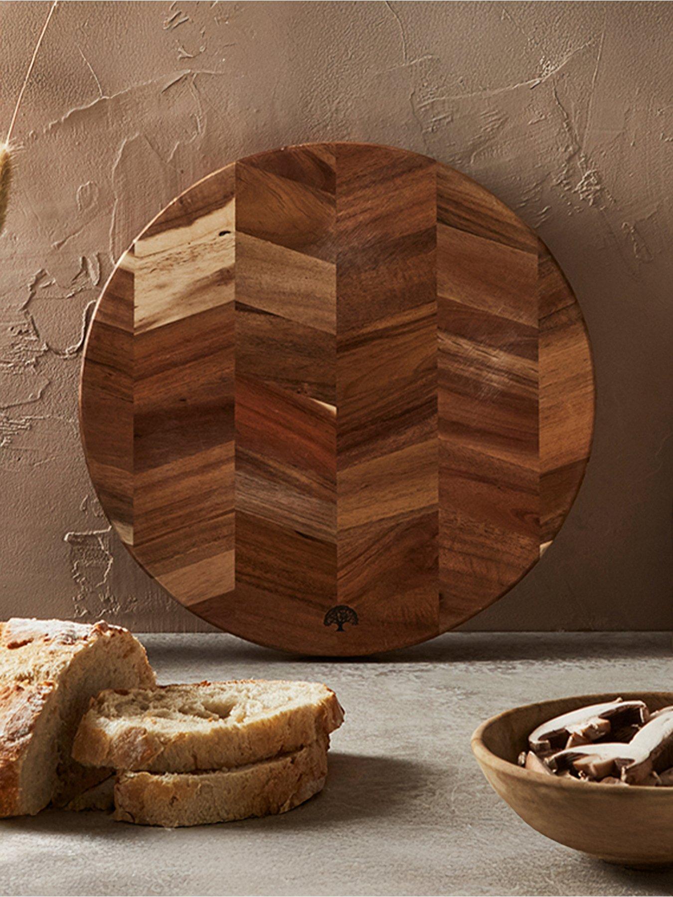 Tower Round Acacia Chopping Board