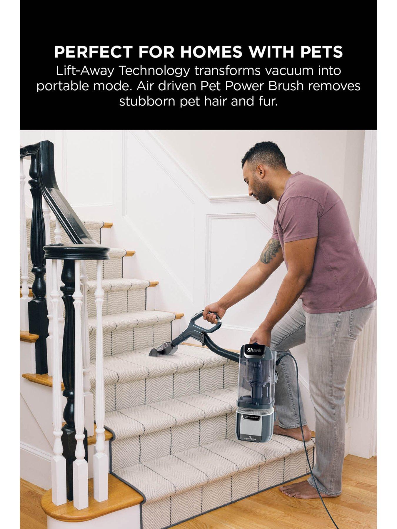 Image 4 of 7 of Shark Anti Hair Wrap Plus Upright Pet Vaccum with Lift-Away NZ780UKT