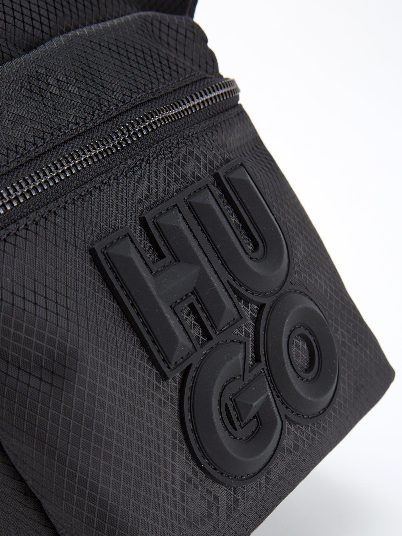 hugo-malick-3d-logo-camera-bag-blackoutfit