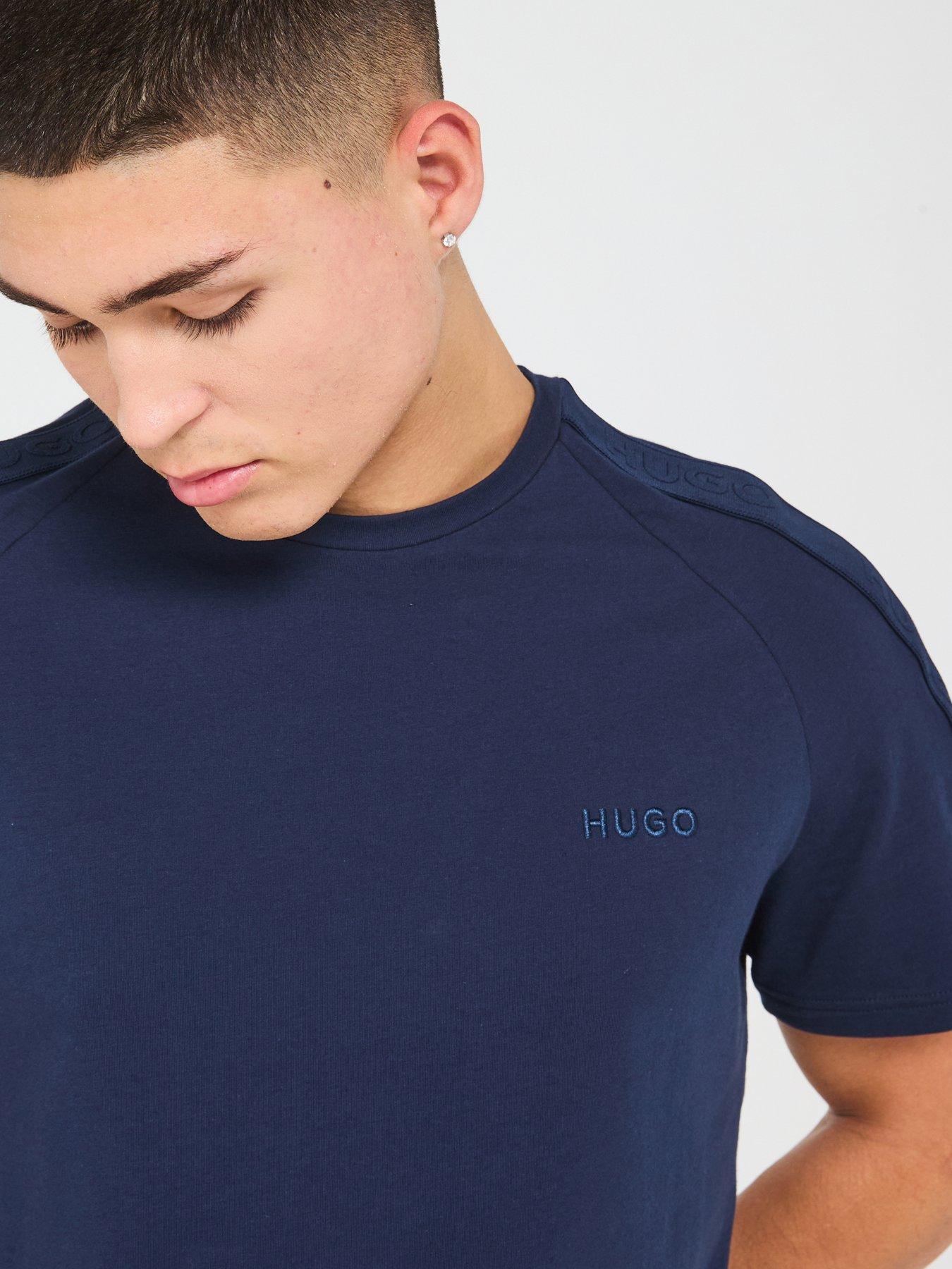 hugo-regular-fit-tonal-tape-logo-t-shirt-navyoutfit