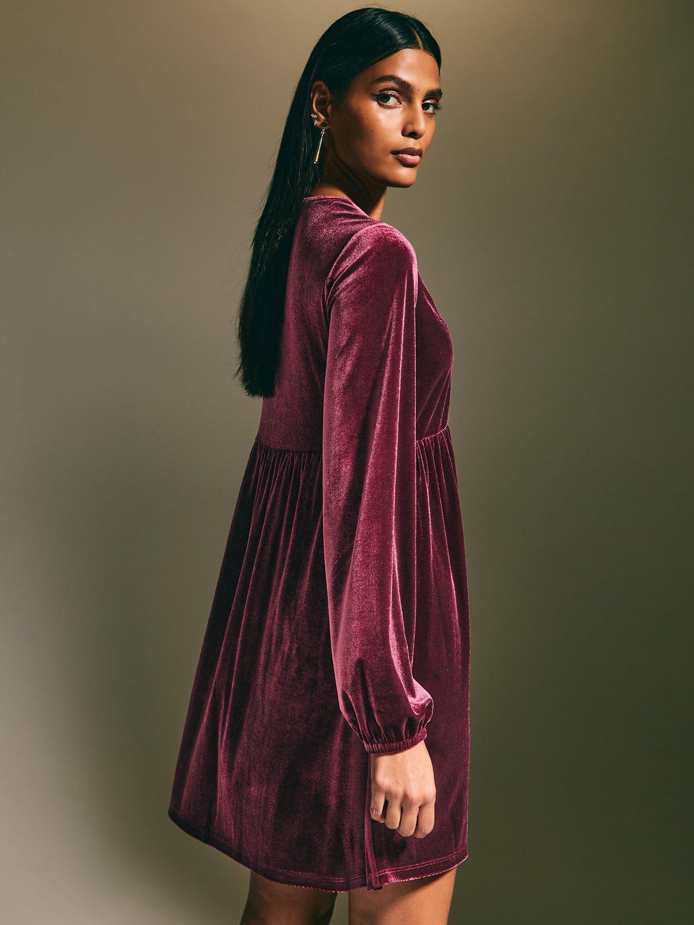 new-look-burgundy-velvet-long-sleeve-mini-dressstillFront