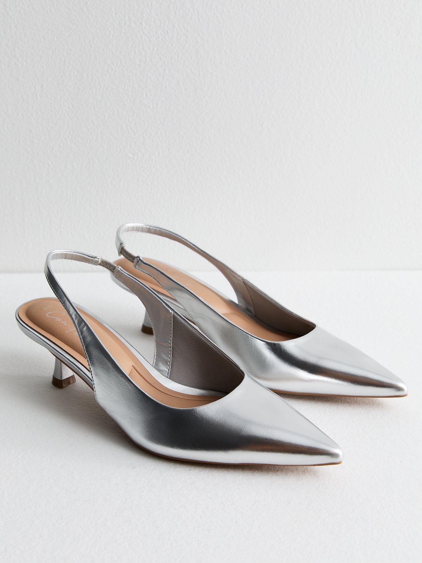 new-look-slingback-kitten-heel-court-shoes-silverstillFront