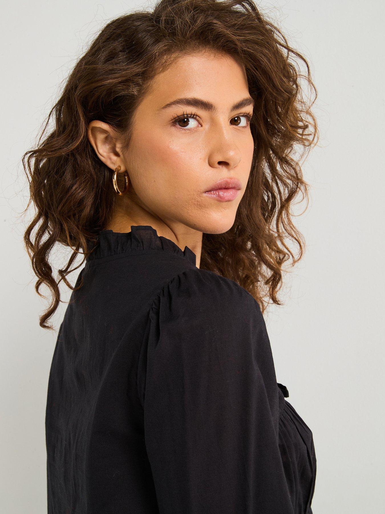 Image 6 of 6 of PIECES V Neck Frill Detail Blouse - Black