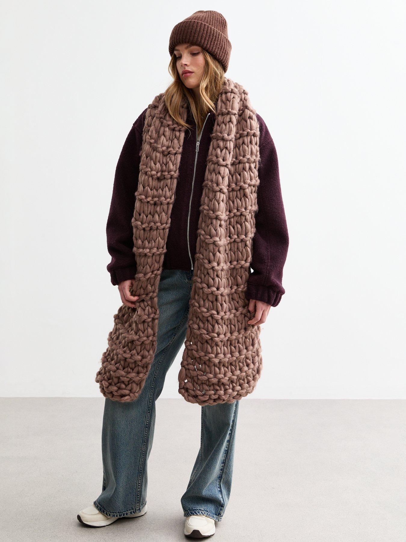 new-look-brown-chunky-knit-scarfstillFront