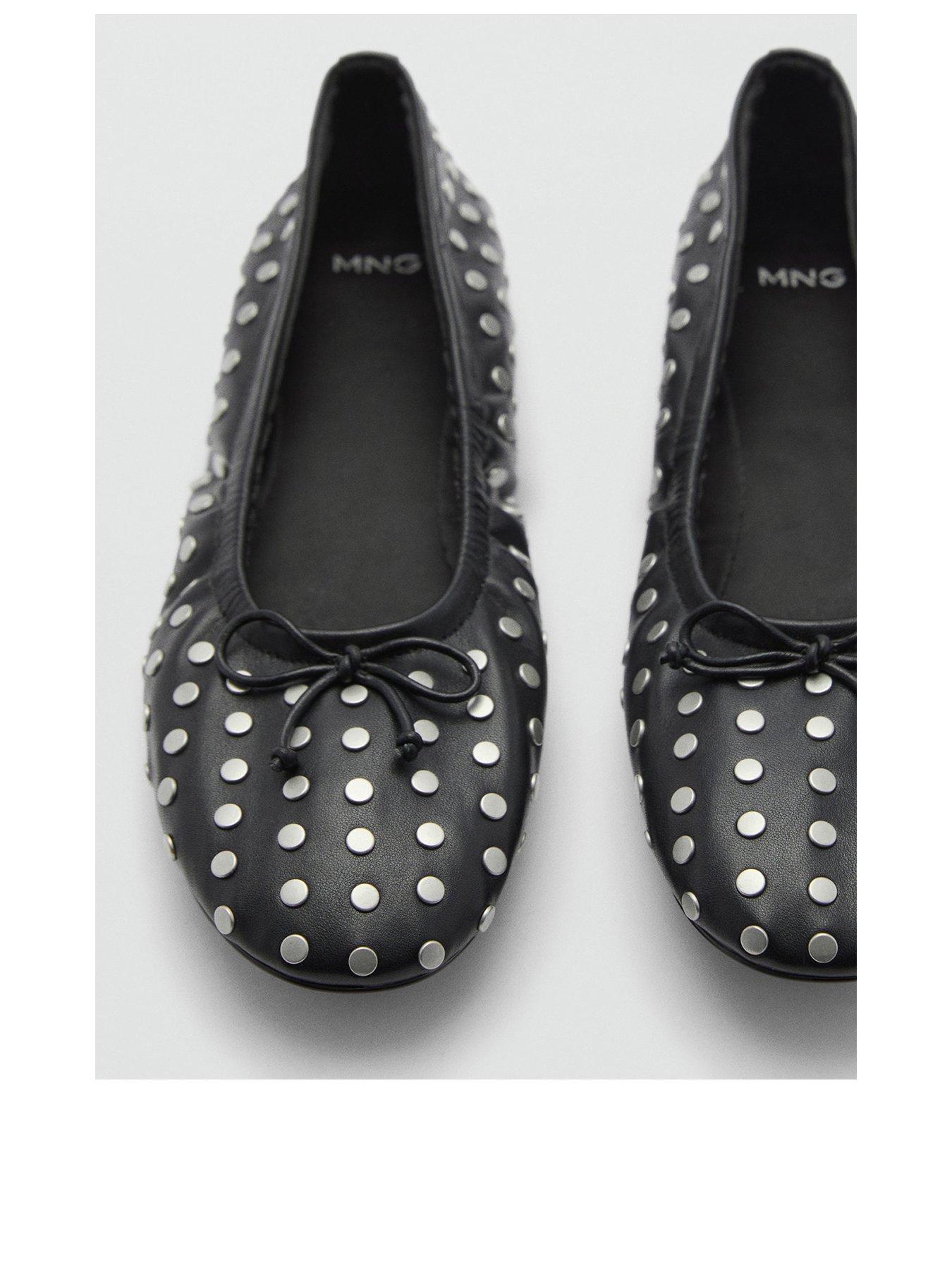 mango-ballerina-shoes-with-studded-bow-blackstillFront