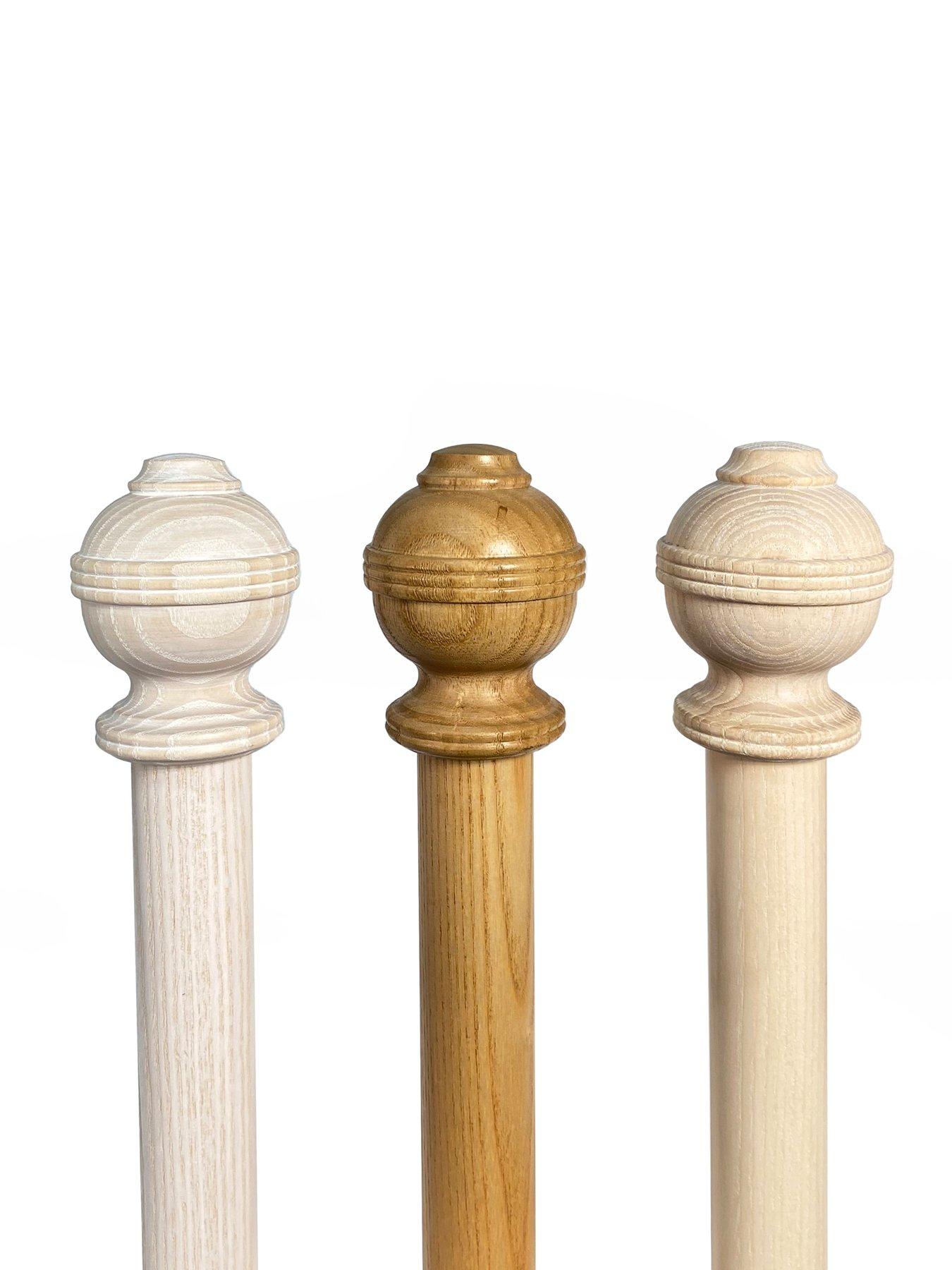 very-home-33mm-ribbed-ball-wood-curtain-pole-300cmstillFront