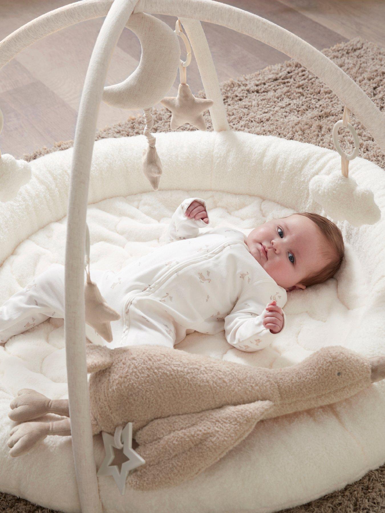 mamas-papas-playmat-welcome-to-the-world-ducklingoutfit