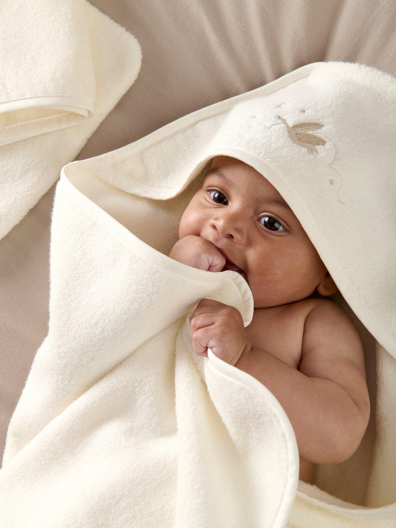 Image 4 of 5 of Mamas & Papas 3 Piece Towelling Set - Welcome To The World Duckling