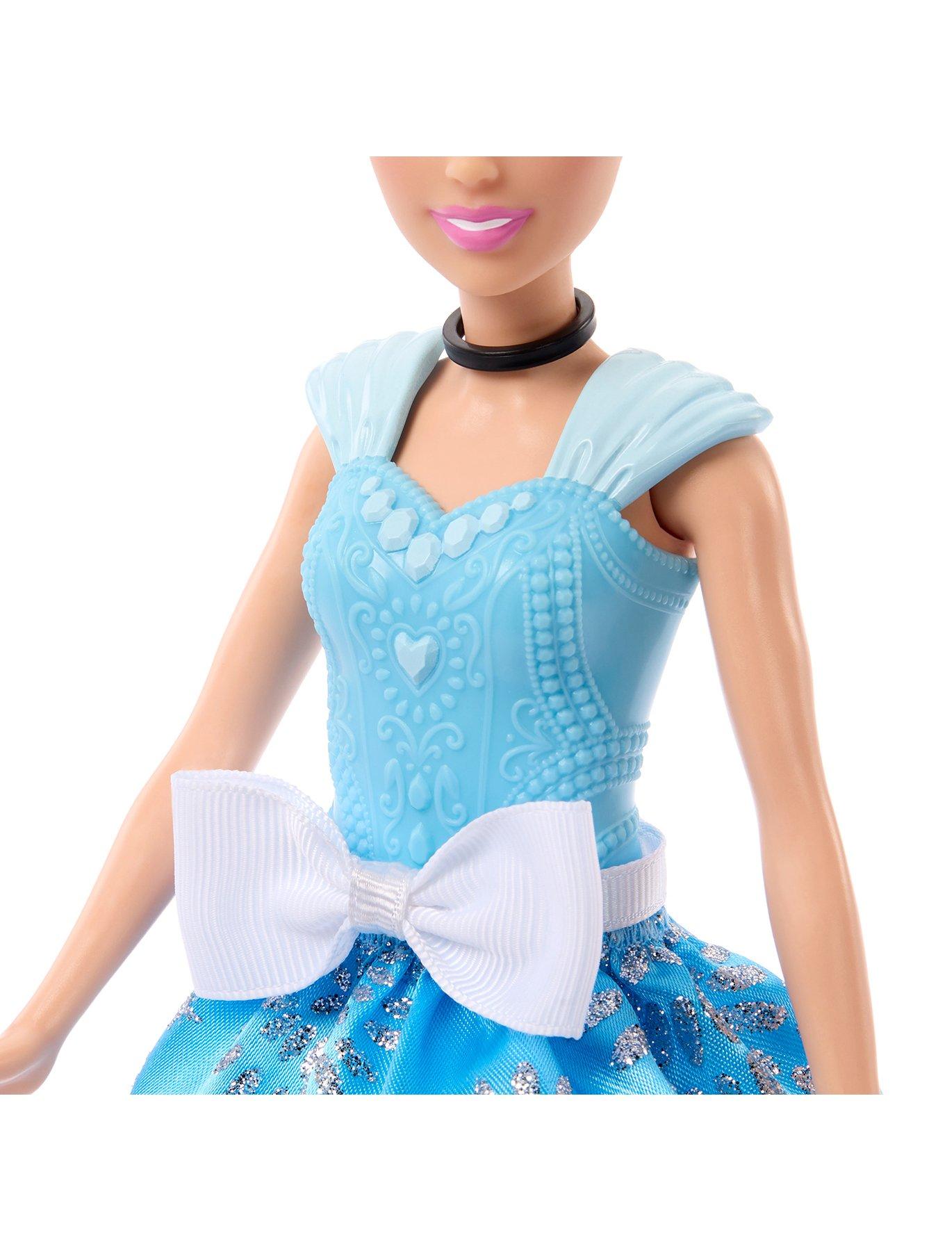 disney-princess-fashion-surprise-cinderella-doll-and-accessoriesback