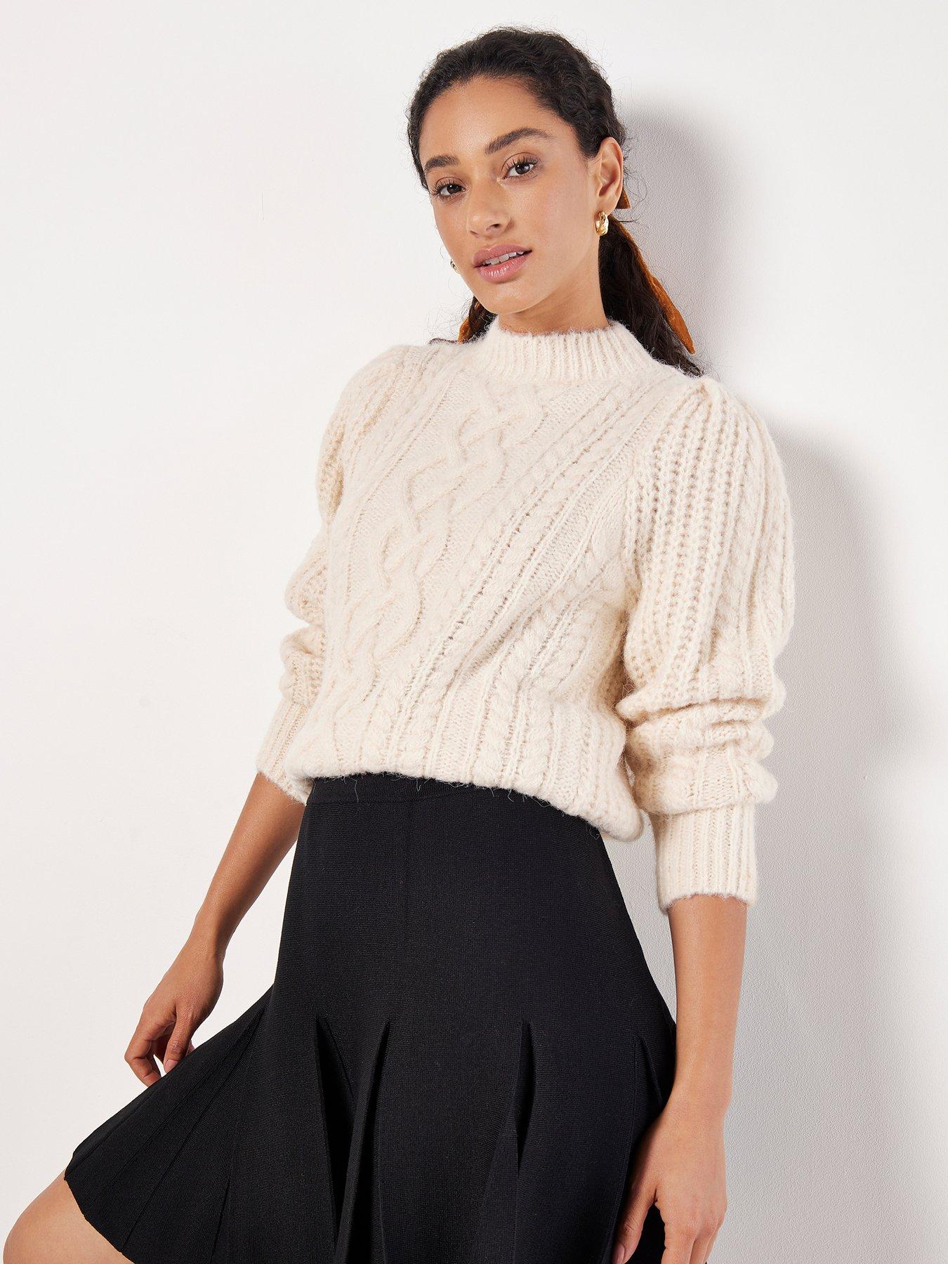 apricot-apricot-cable-knit-pleat-shoulder-chunky-jumperoutfit