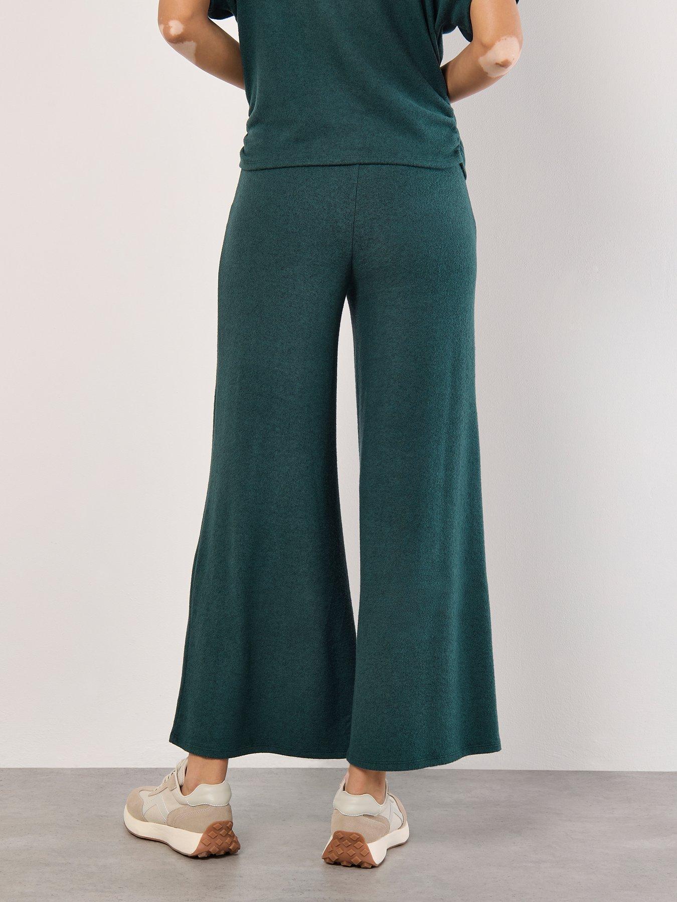 apricot-soft-touch-wide-leg-trousers-co-ordstillFront