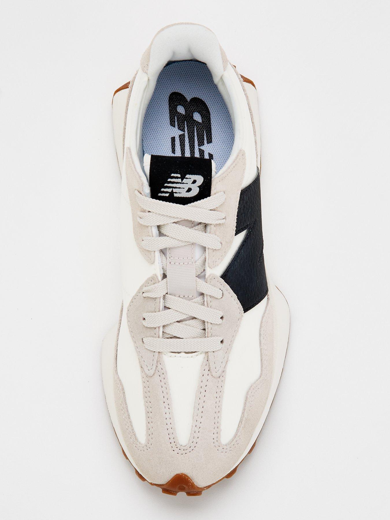new-balance-womens-327-trainers-off-whiteblackoutfit