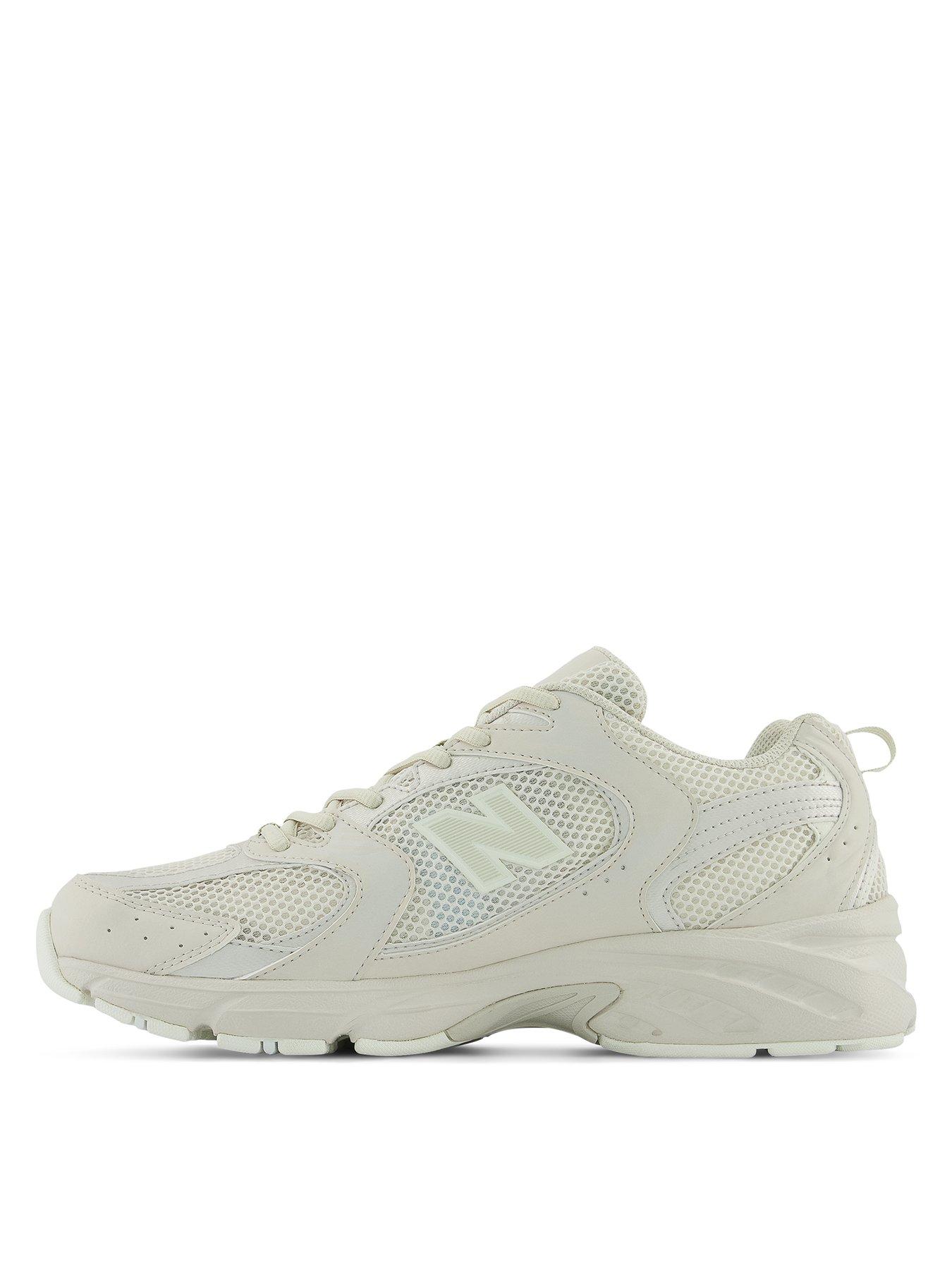 new-balance-womens-530-trainers-beigestillFront