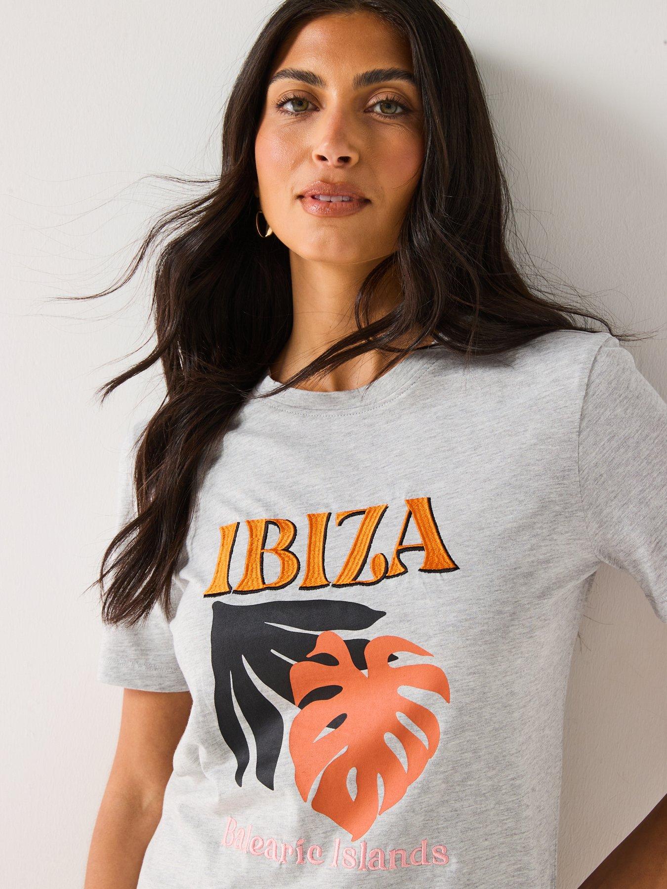 Image 4 of 6 of Everyday Graphic T-Shirt - Grey
