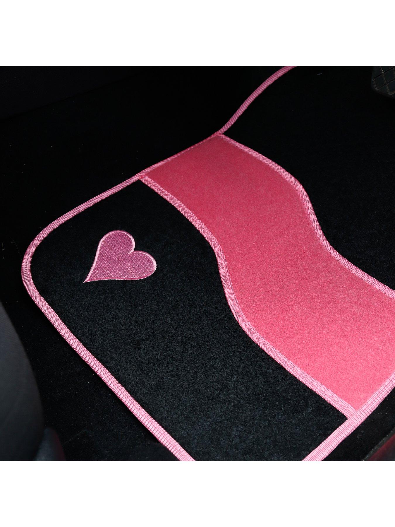 streetwize-4-piece-velour-pink-heart-motif-car-mat-setdetail