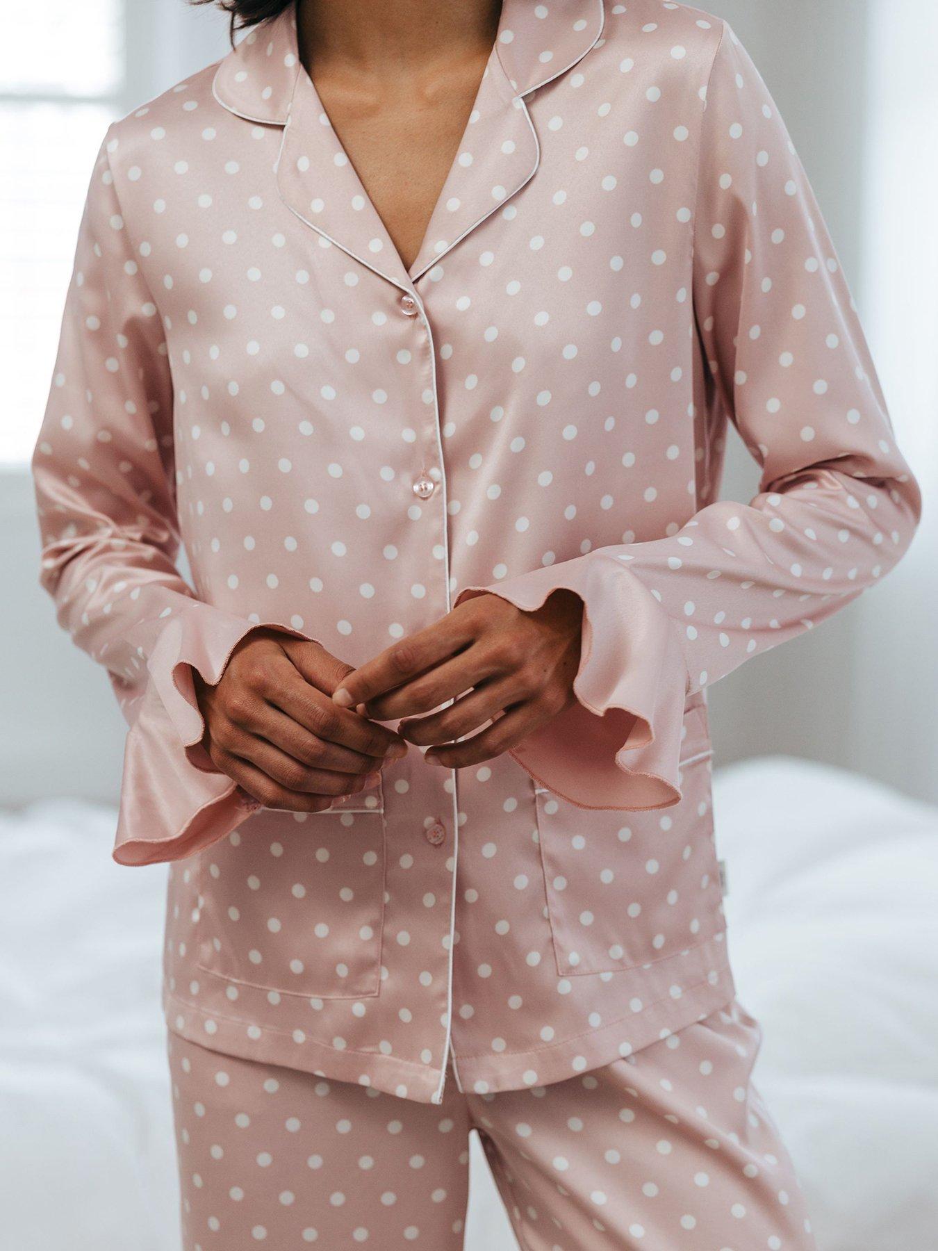 chelsea-peers-chelsea-peers-satin-frill-polka-dot-long-pyjama-setoutfit