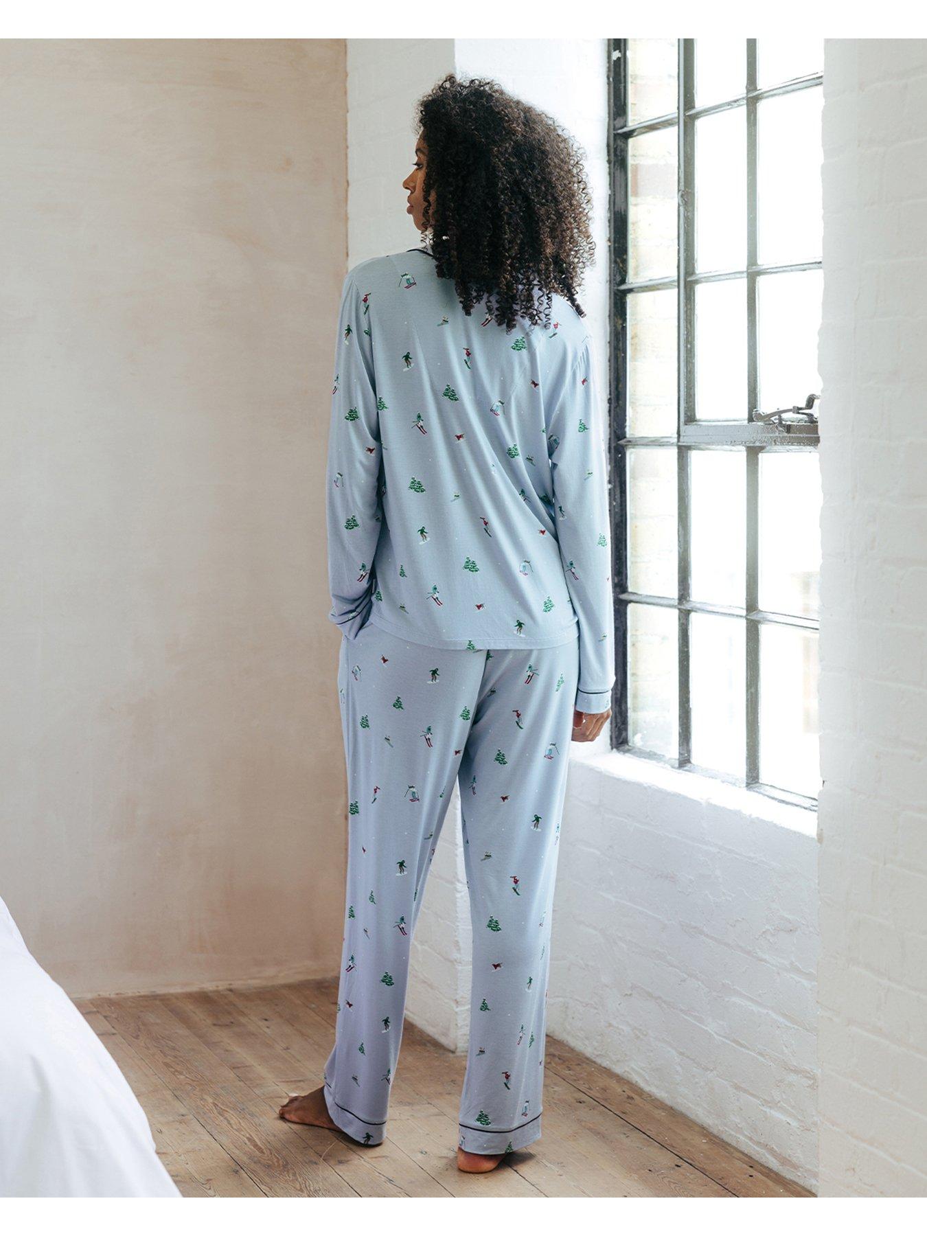 chelsea-peers-chelsea-peers-modal-ski-vacation-print-long-pyjama-setstillFront