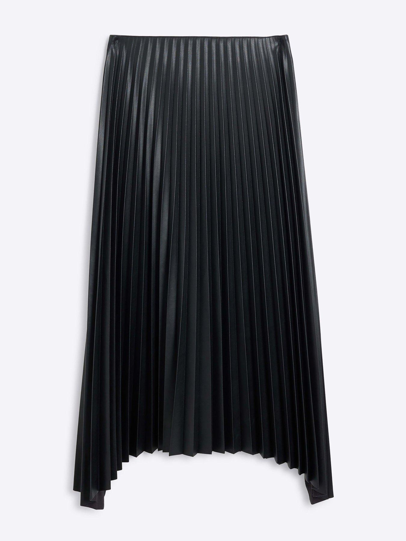 river-island-pleated-midi-skirt-blackoutfit