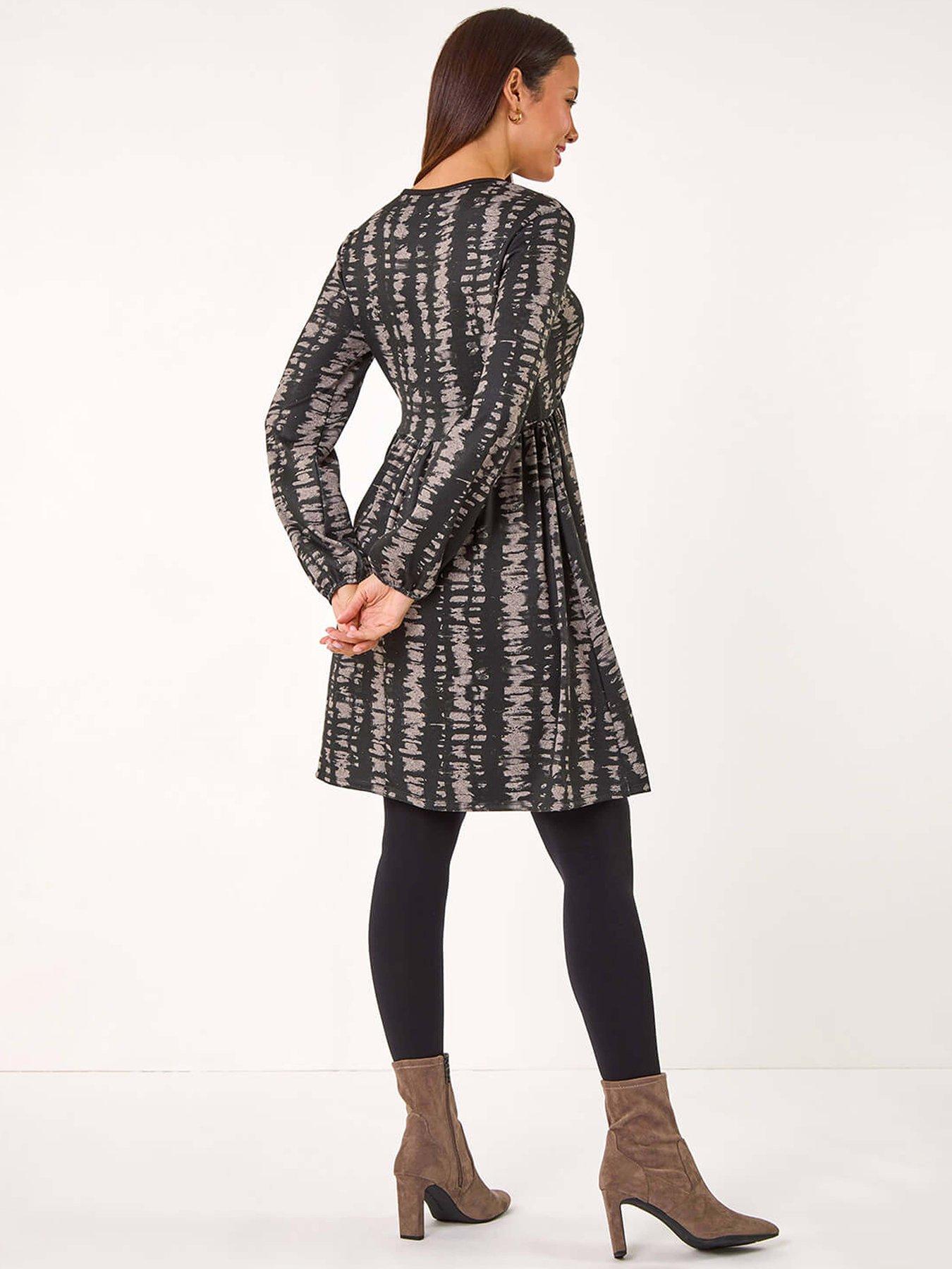 roman-abstract-print-soft-knit-dress-blackstillFront