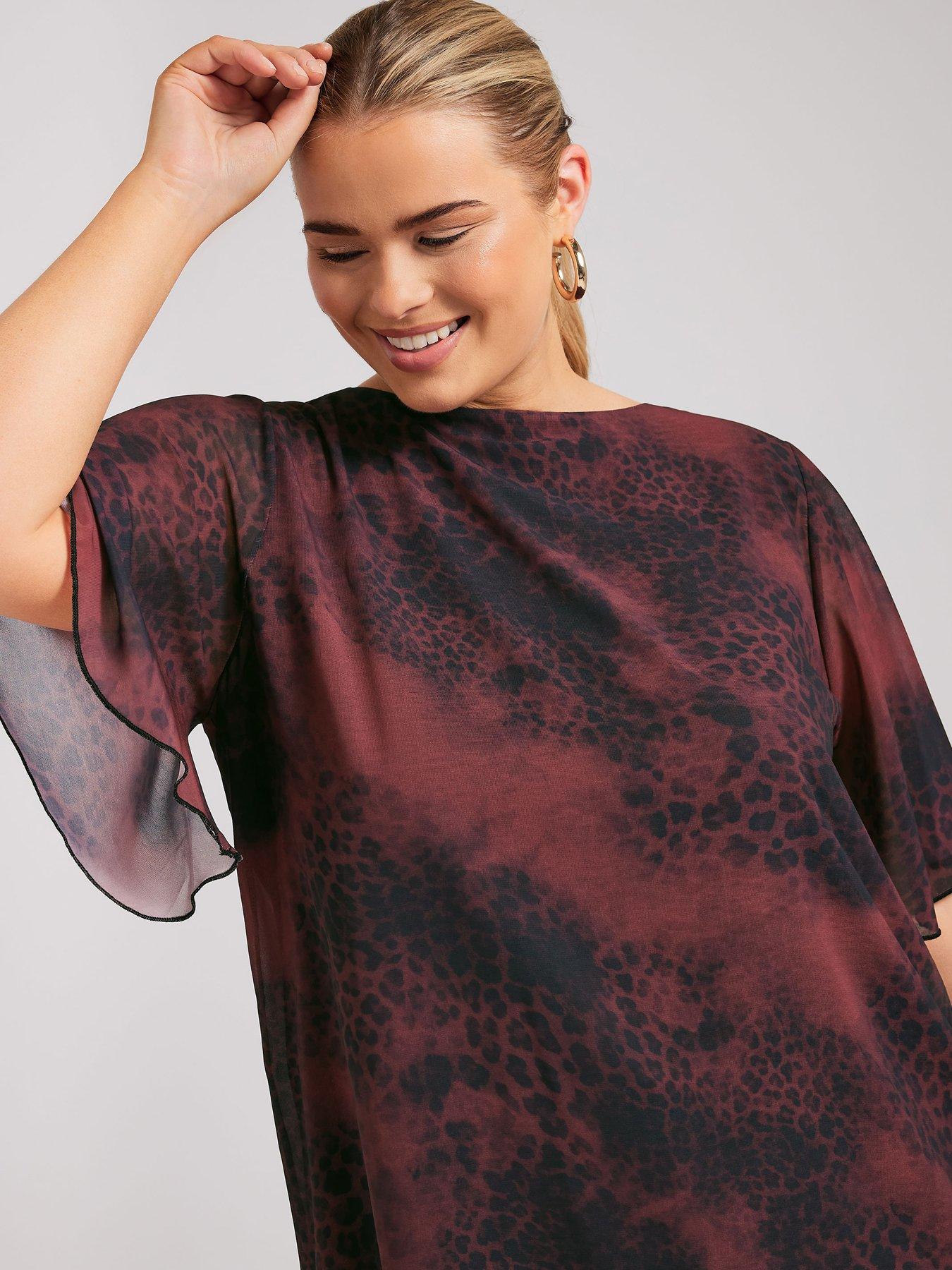 yours-curve-animal-flutter-sleeve-blouse-redoutfit