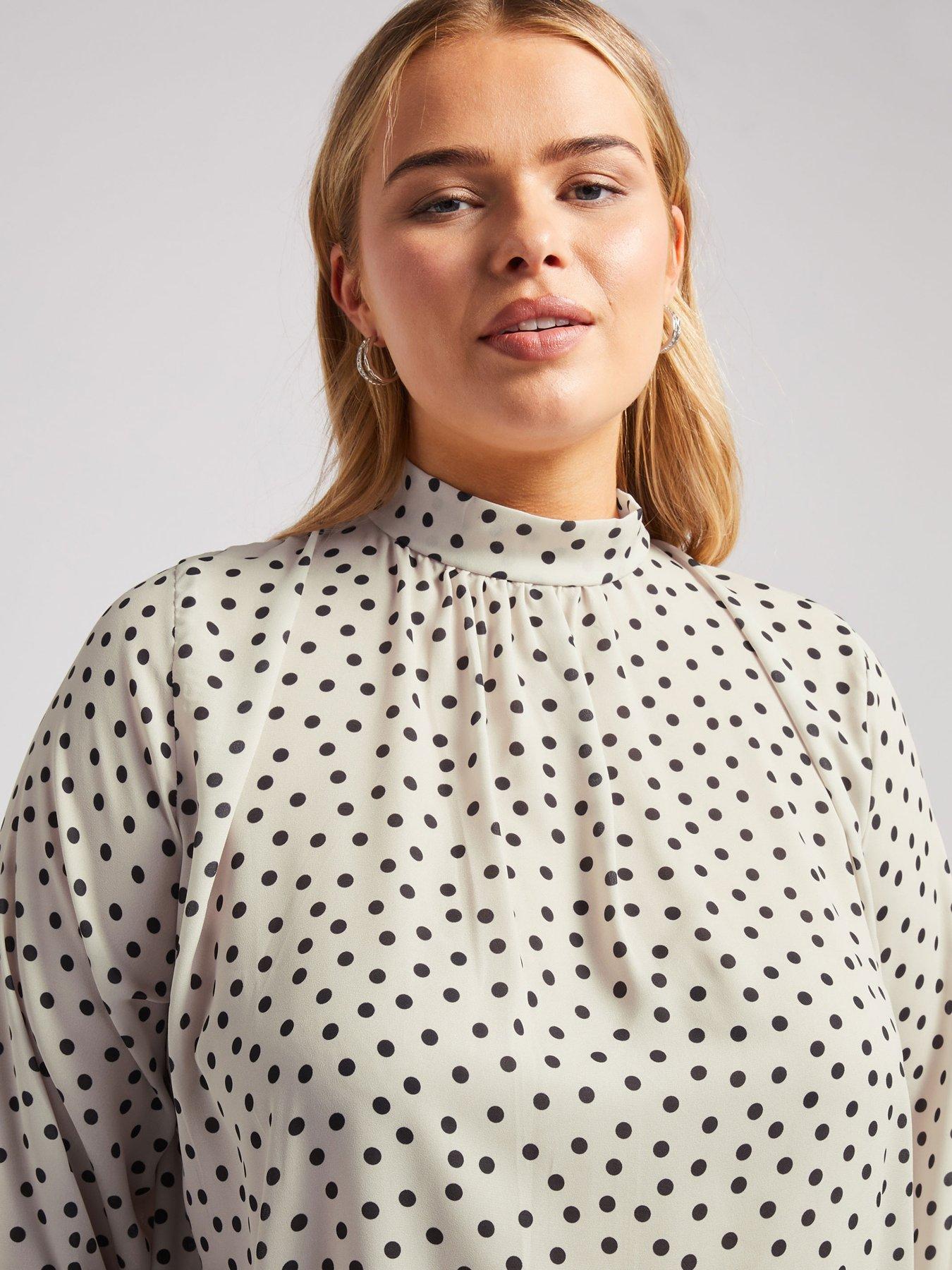 yours-curve-polkadot-high-neck-blouseoutfit