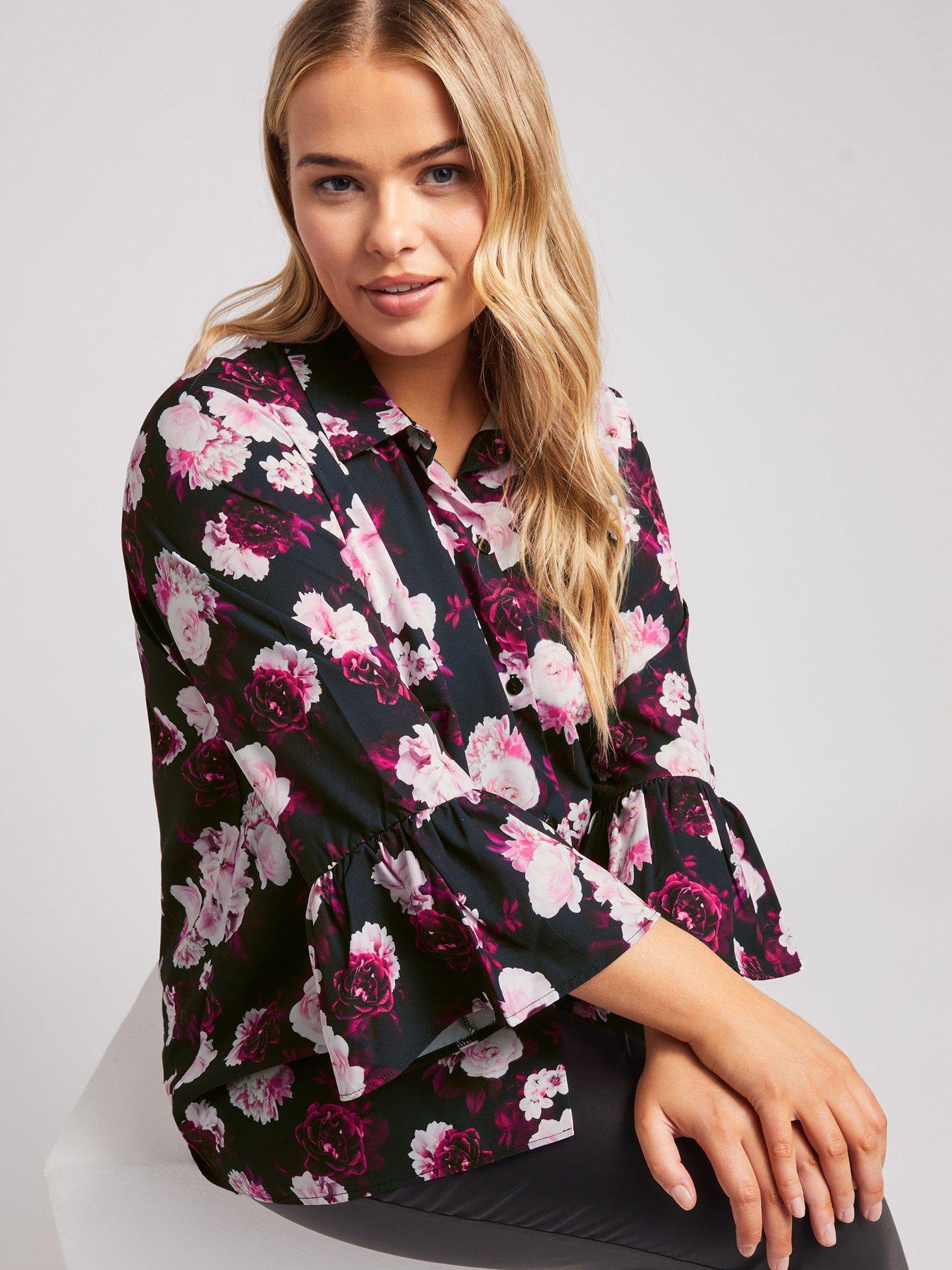 yours-curve-floral-ruffle-sleeve-shirt-blackoutfit