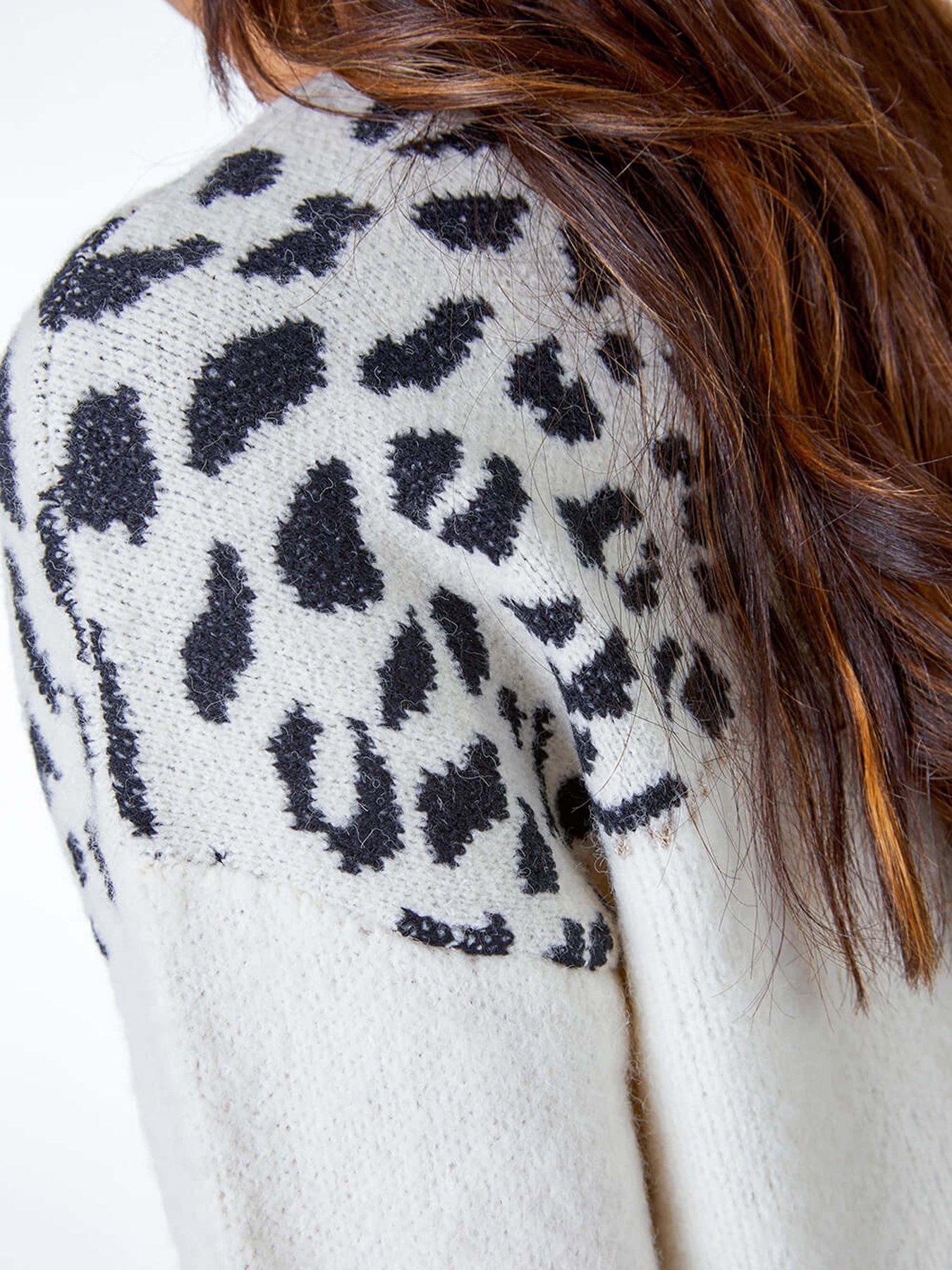 roman-animal-print-colour-block-jumper-cameldetail