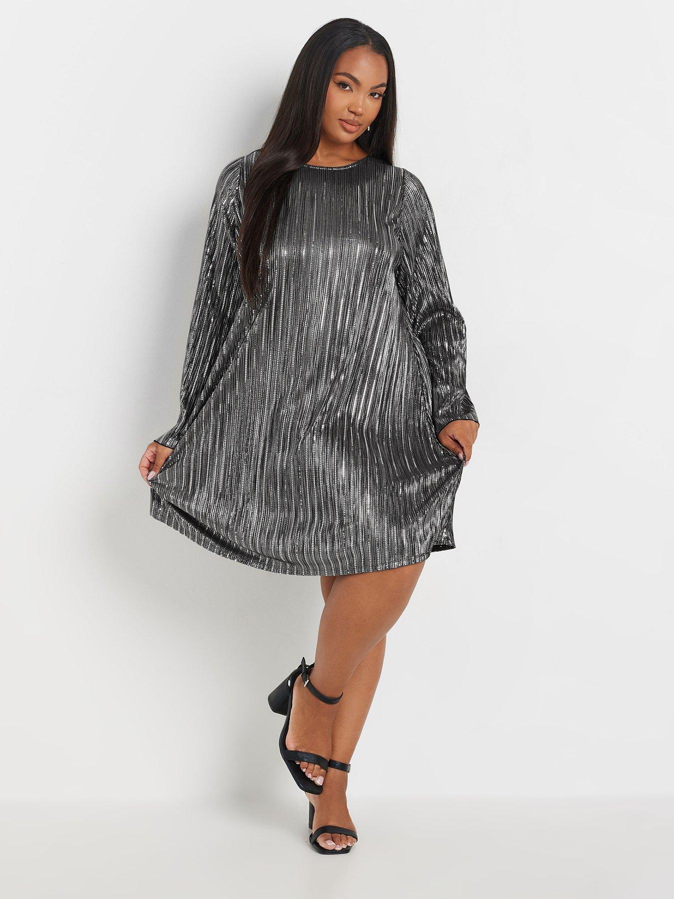 yours-curve-flute-sleeve-plisse-dress-silverback