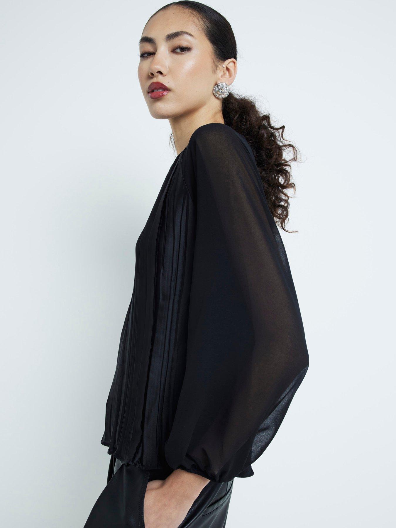 Image 4 of 6 of River Island Hybrid Crinkle Top - Black