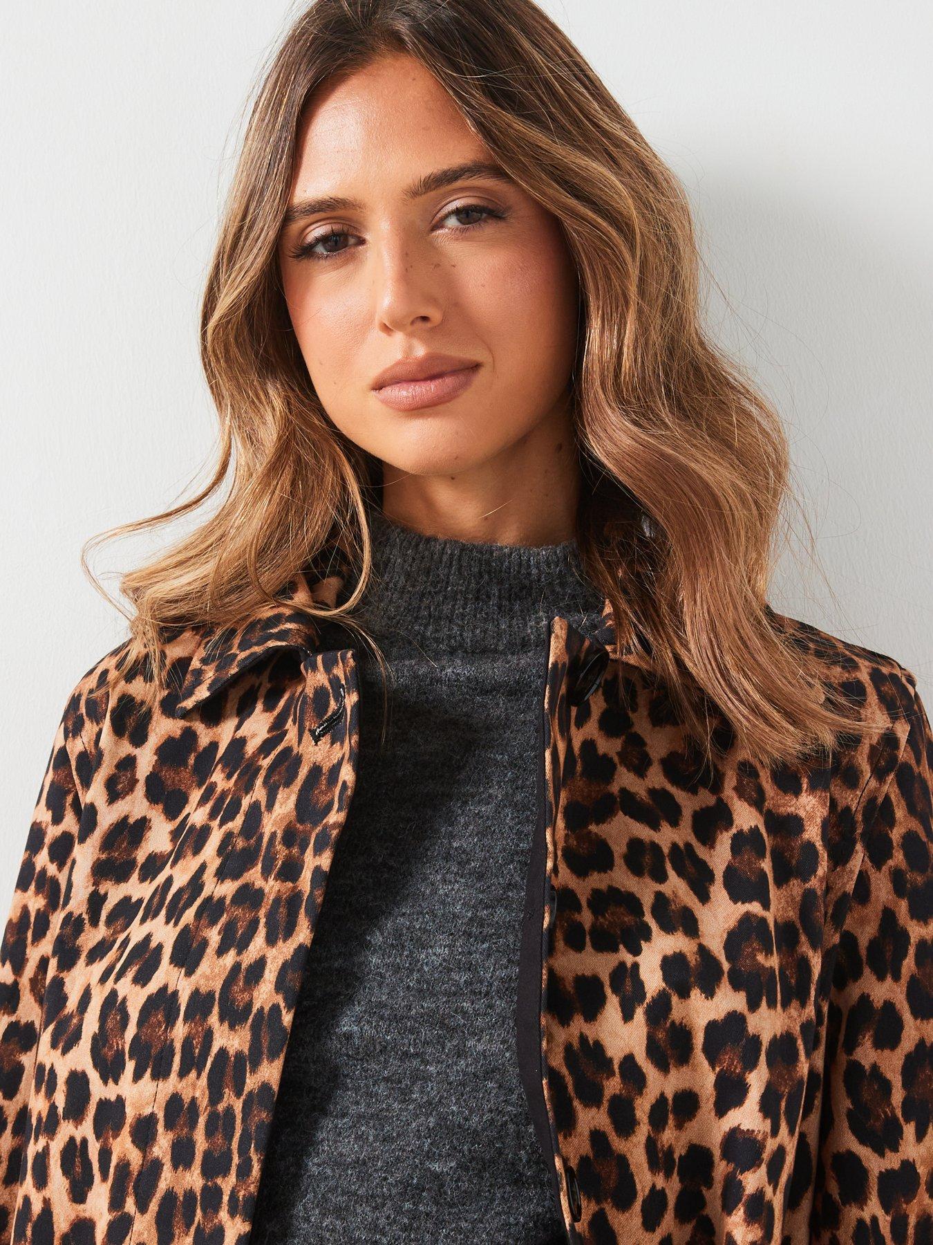 mango-leopard-over-coatoutfit