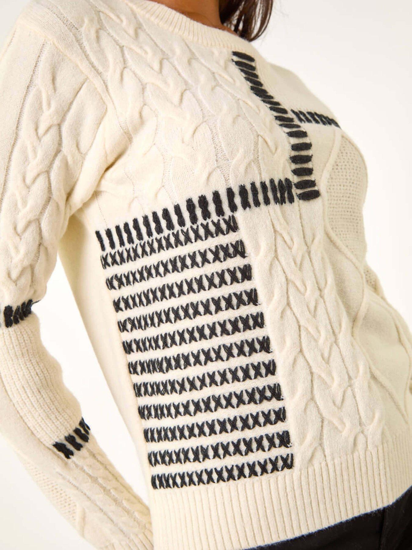 roman-crew-neck-blanket-cable-knit-jumper-ivorydetail