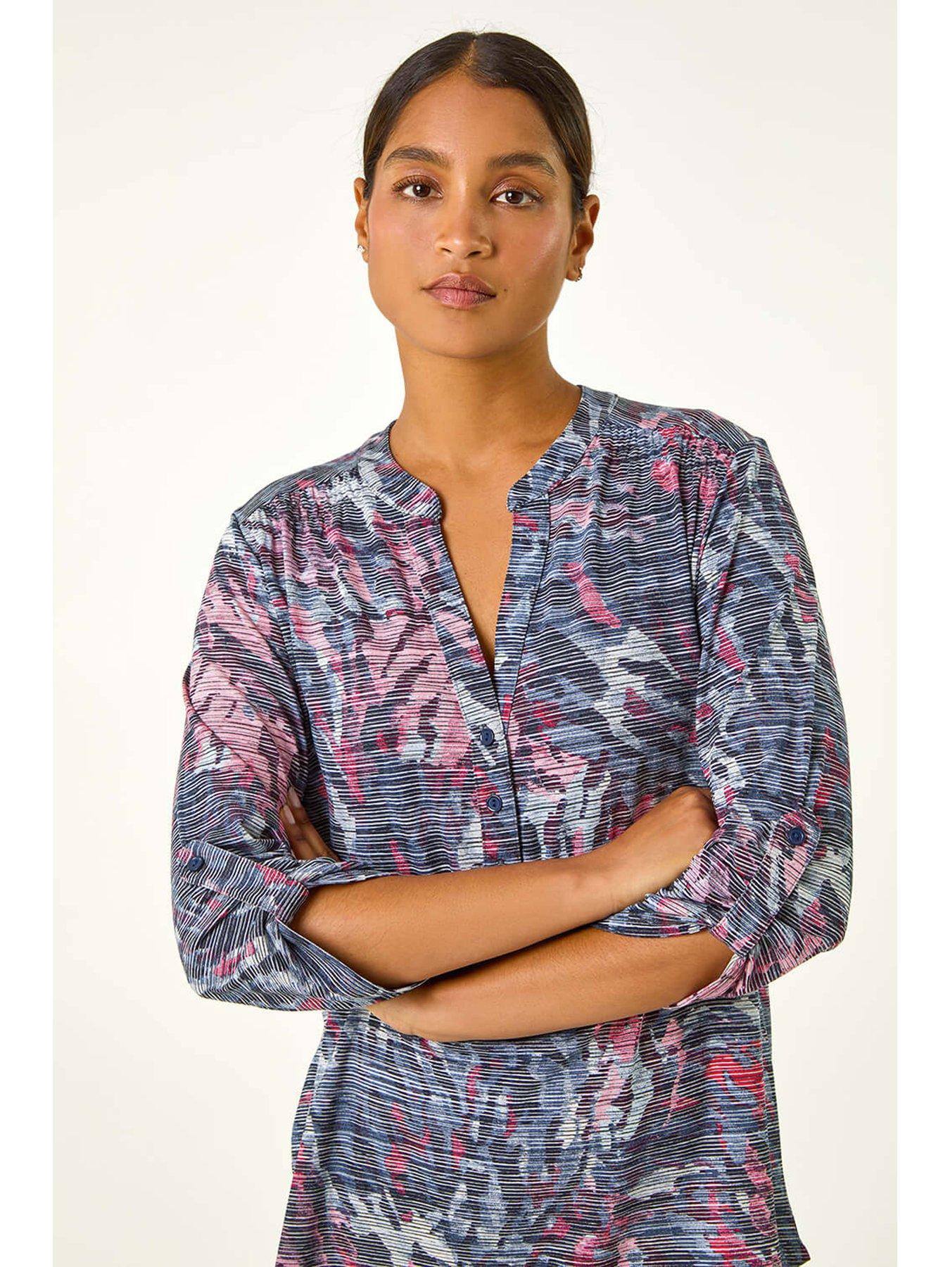roman-striped-animal-print-stretch-top-blueoutfit