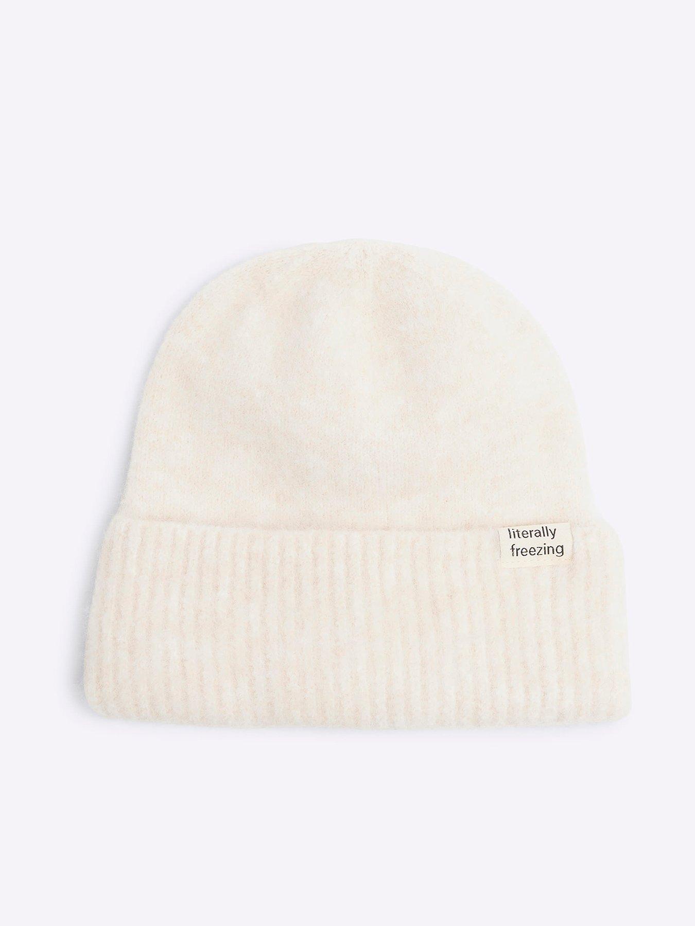 river-island-fluffy-beanie-cream