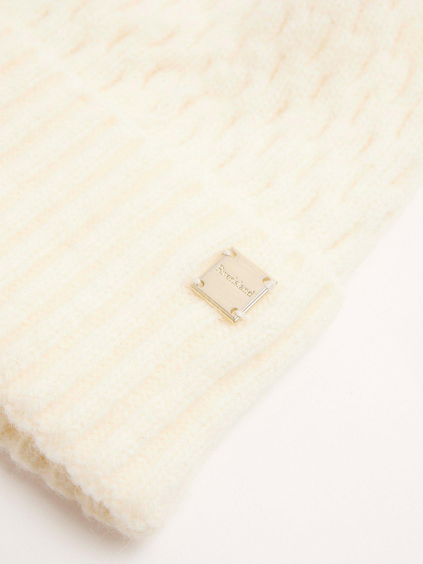 river-island-cable-knit-beanie-creamoutfit