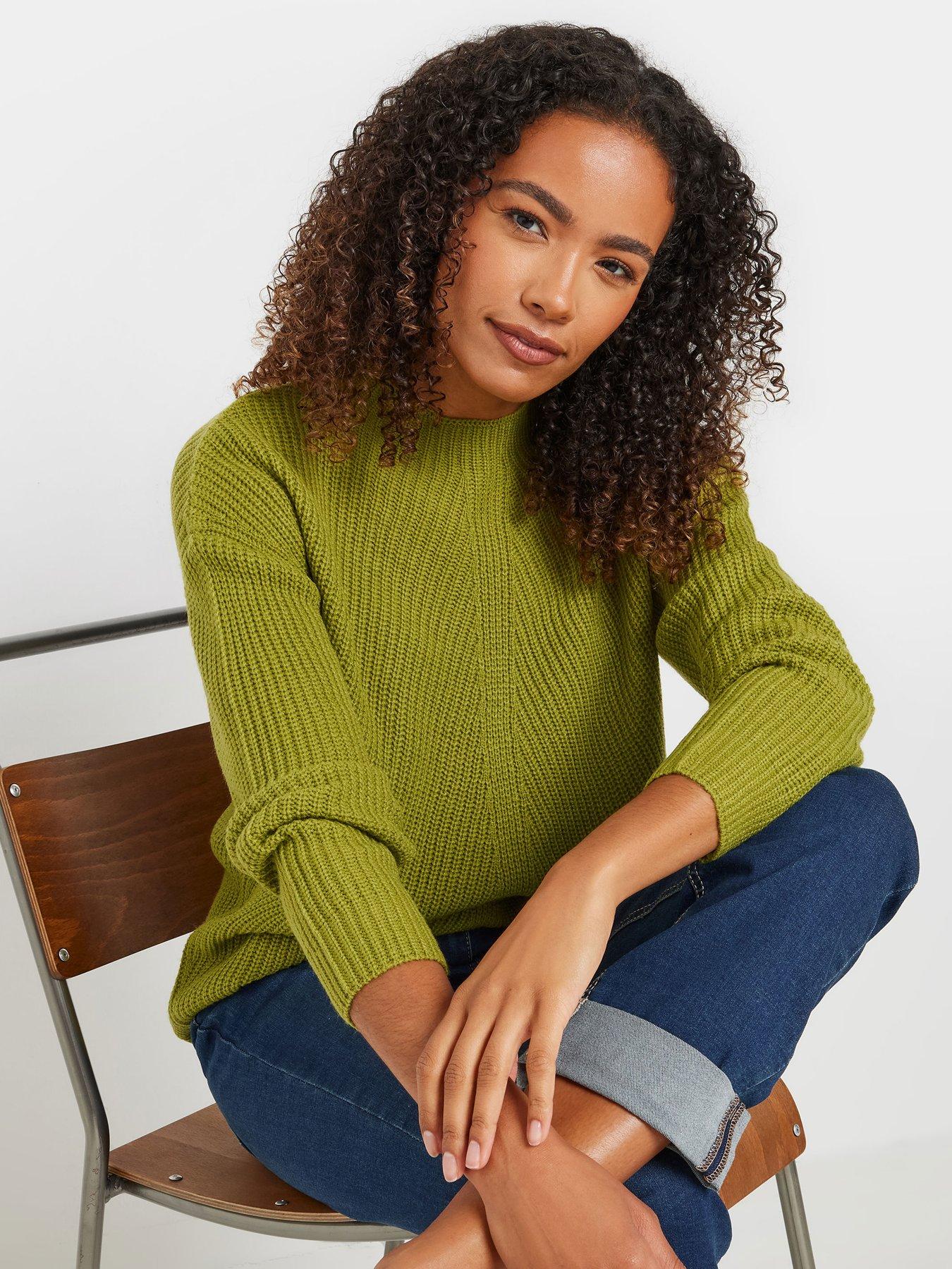 mco-funnel-neck-stitch-jumperoutfit