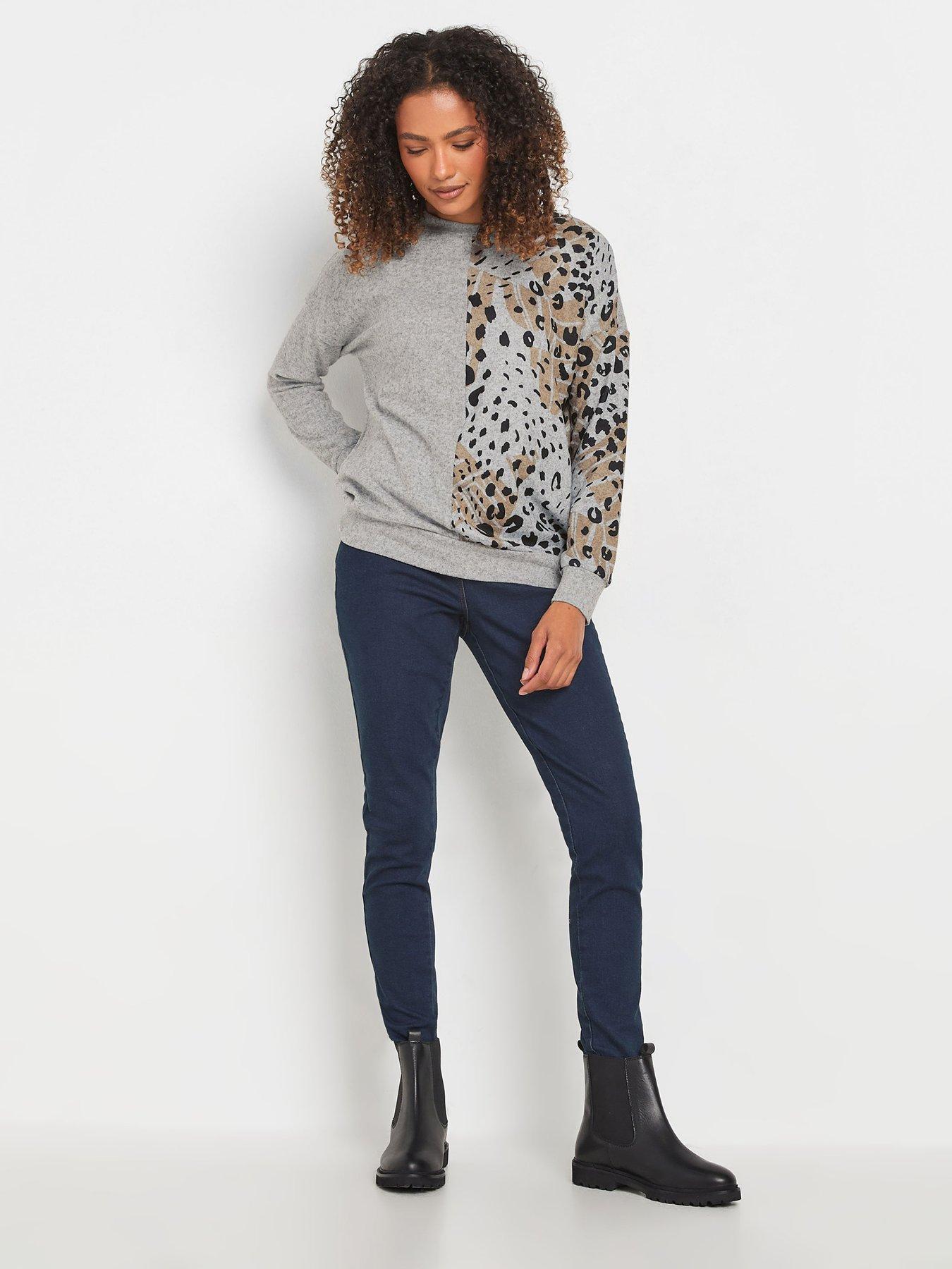 mco-animal-long-sleeve-top-greystillFront