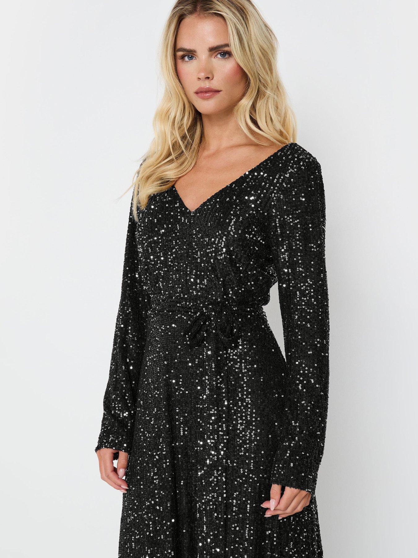 mco-long-sleeve-sequin-maxi-dressoutfit