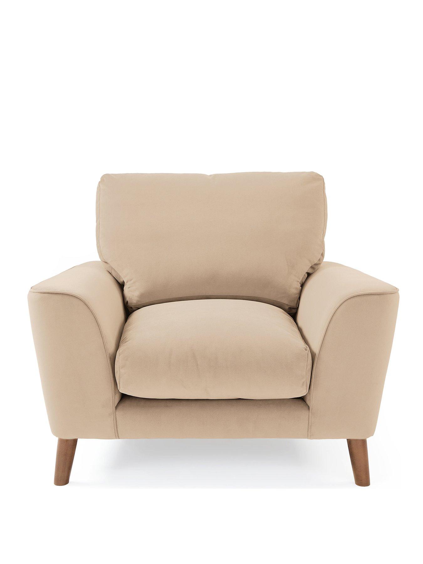 the-very-collection-astrid-velvet-armchairstillFront