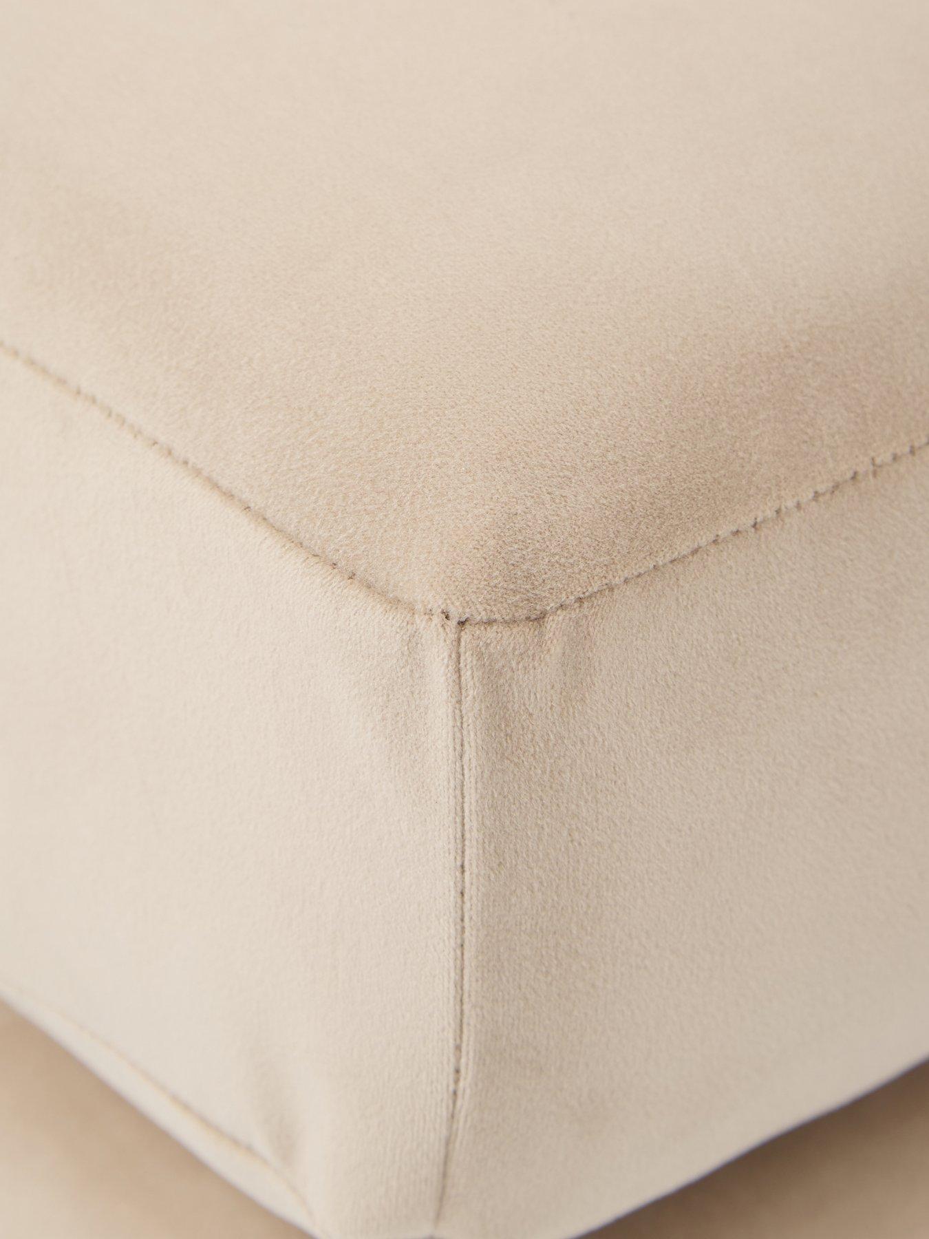 the-very-collection-astrid-velvet-footstooldetail