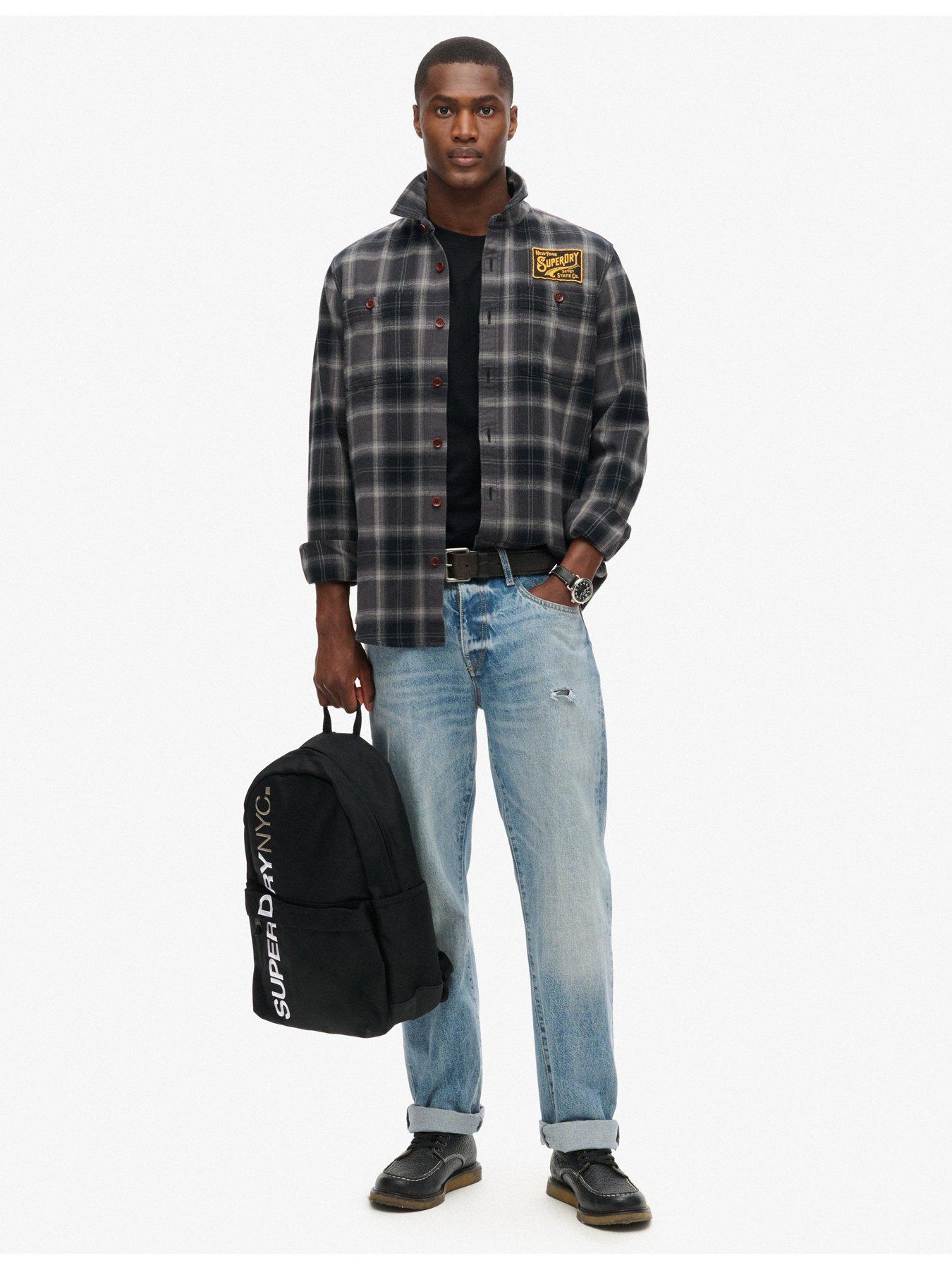 superdry-nyc-montana-backpack-blackdetail