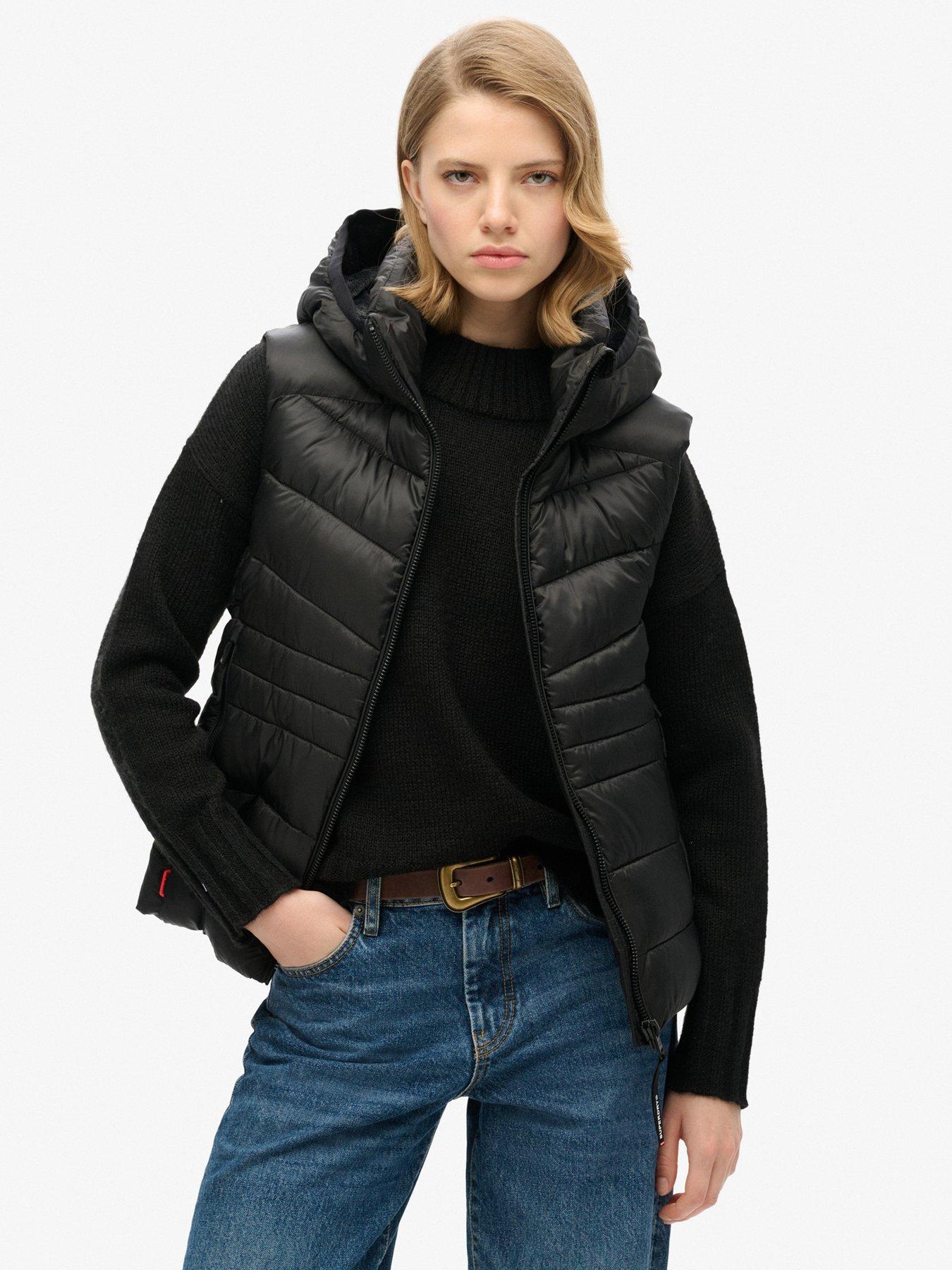 superdry-hooded-fuji-quilt-padded-gilet-black