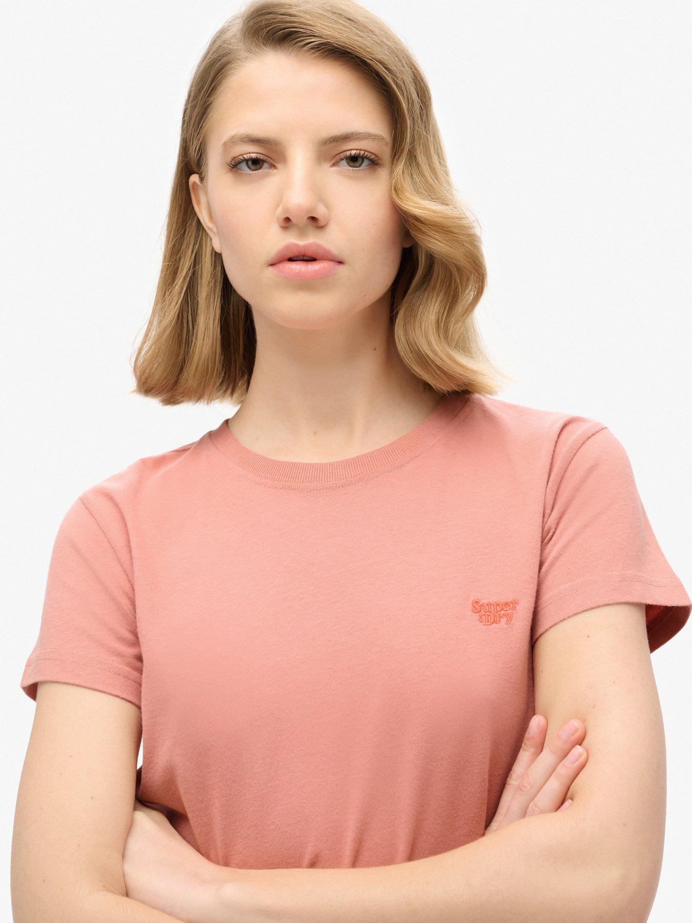 superdry-essential-logo-fitted-t-shirt-pinkoutfit