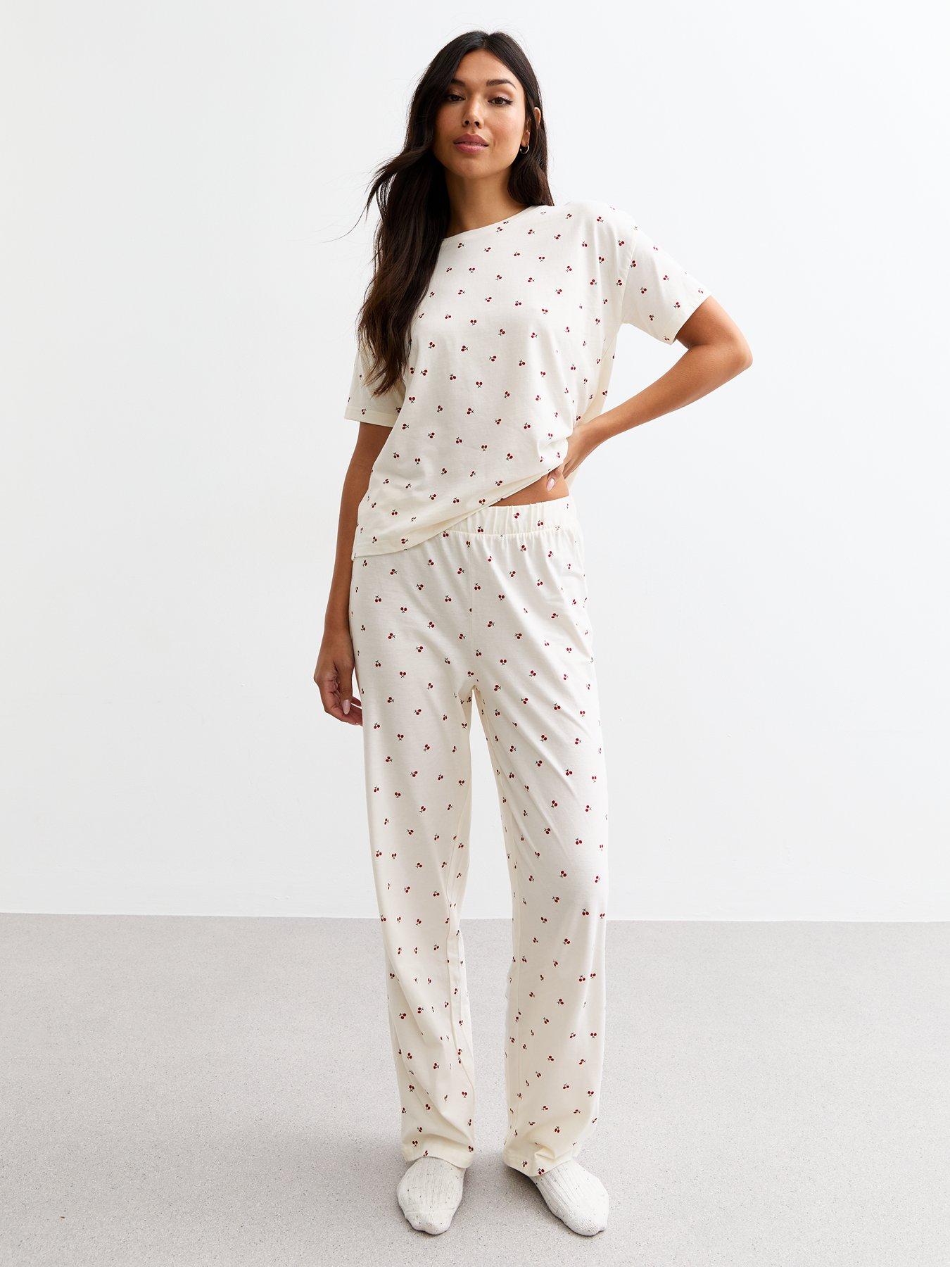 new-look-white-cherry-print-cotton-long-pyjama-set