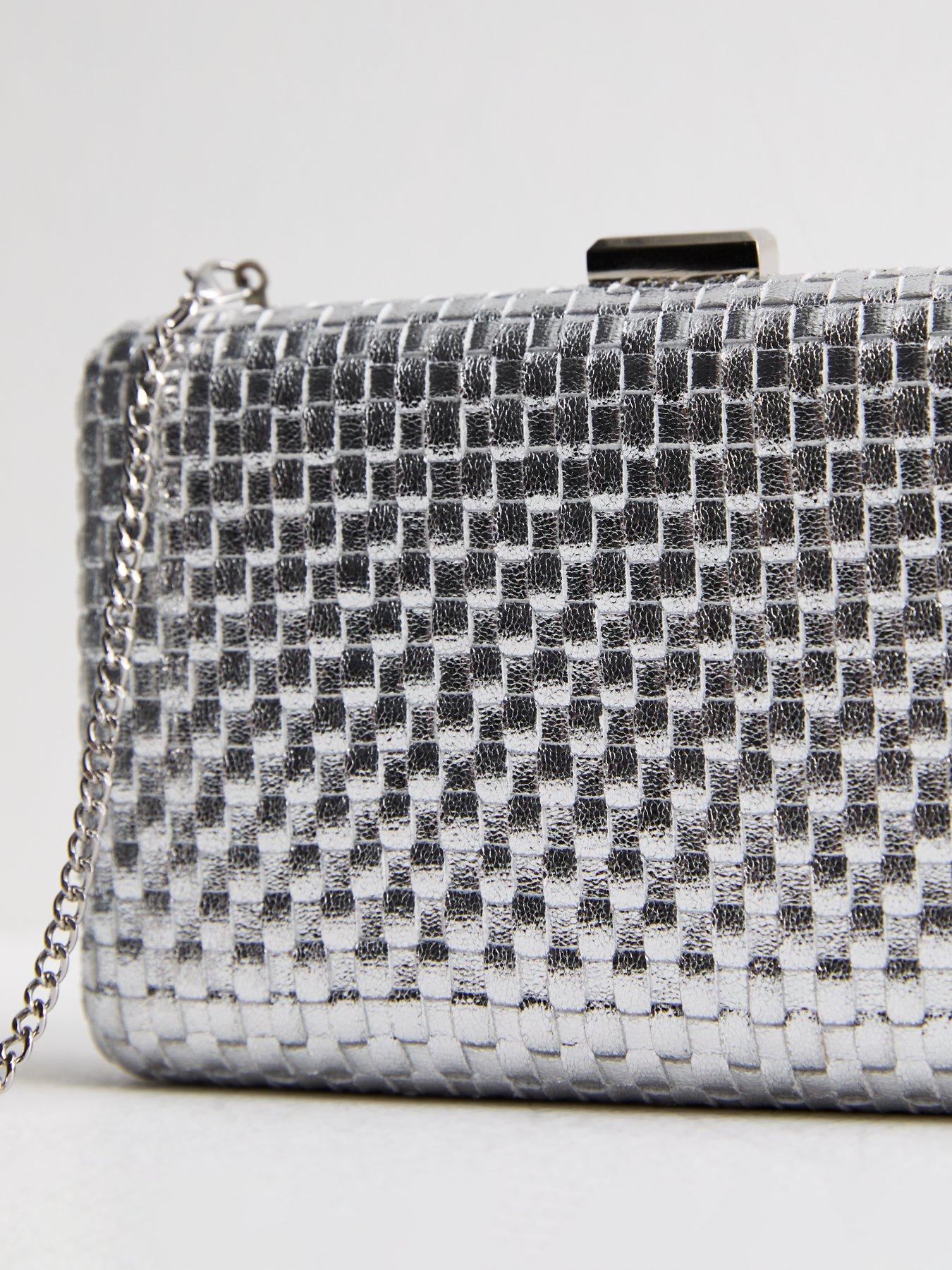 new-look-silver-woven-box-clutch-bagoutfit