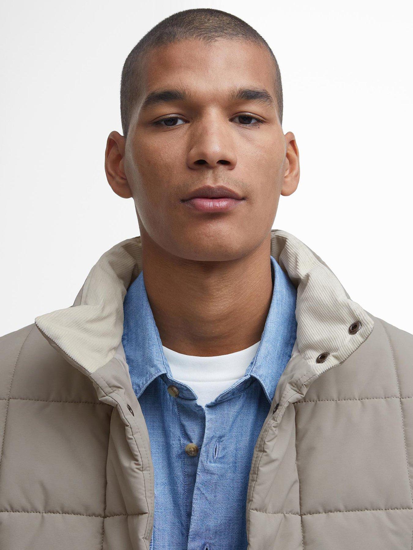 barbour-barbour-shoreman-quilted-jacket-light-greyoutfit