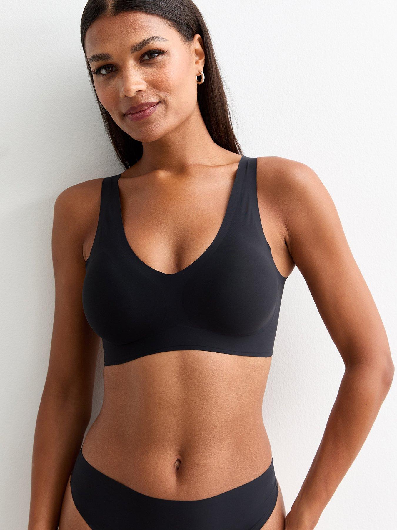 new-look-black-smooth-bonded-crop-top-brafront