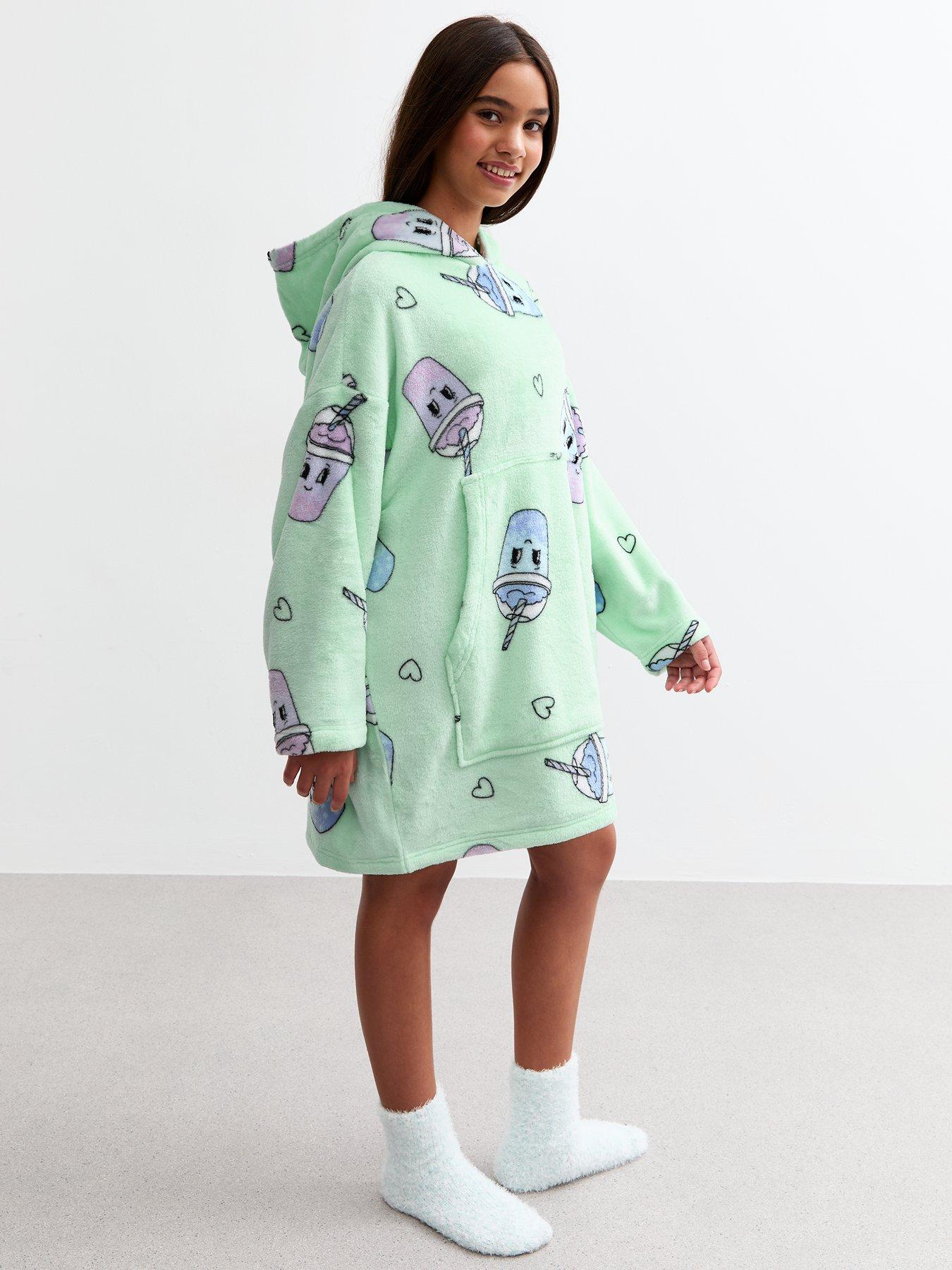 new-look-915-girls-green-bubble-tea-fleece-blanket-hoodieback