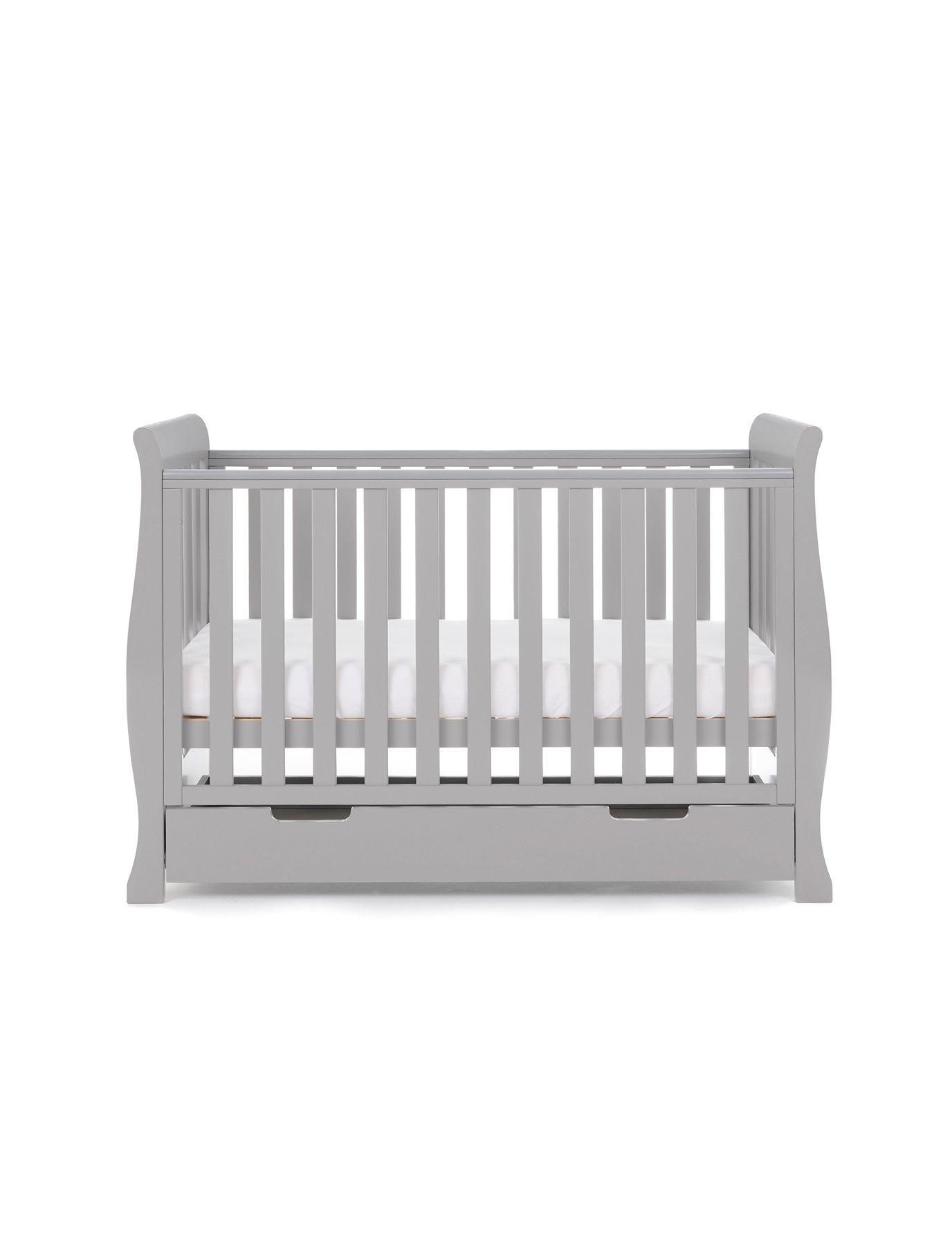 obaby-stamford-mini-3-piece-room-set-warm-greyoutfit