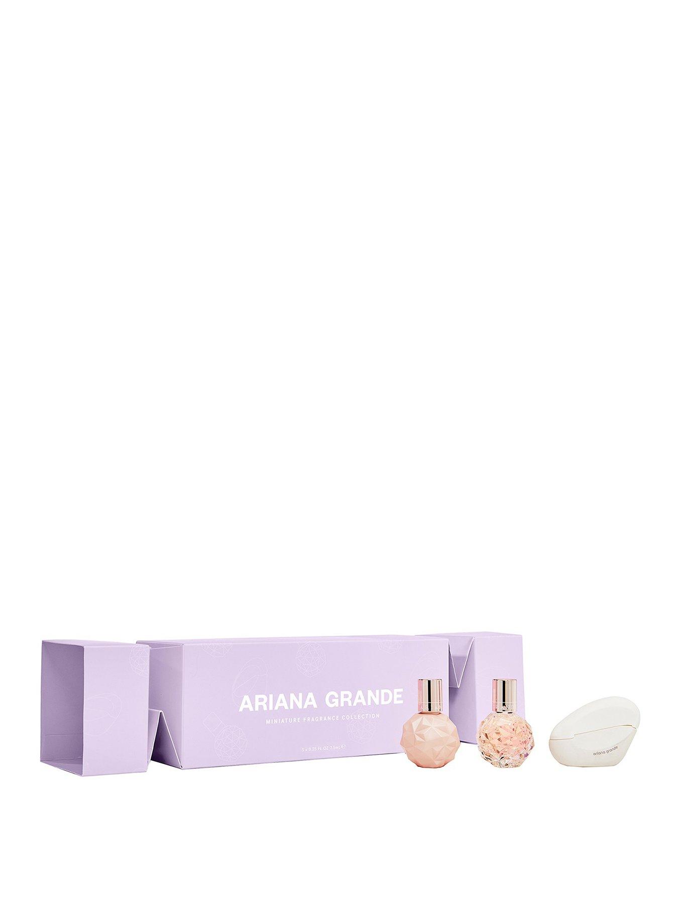 ariana-grande-ariana-grande-deluxe-miniatures-collection-set