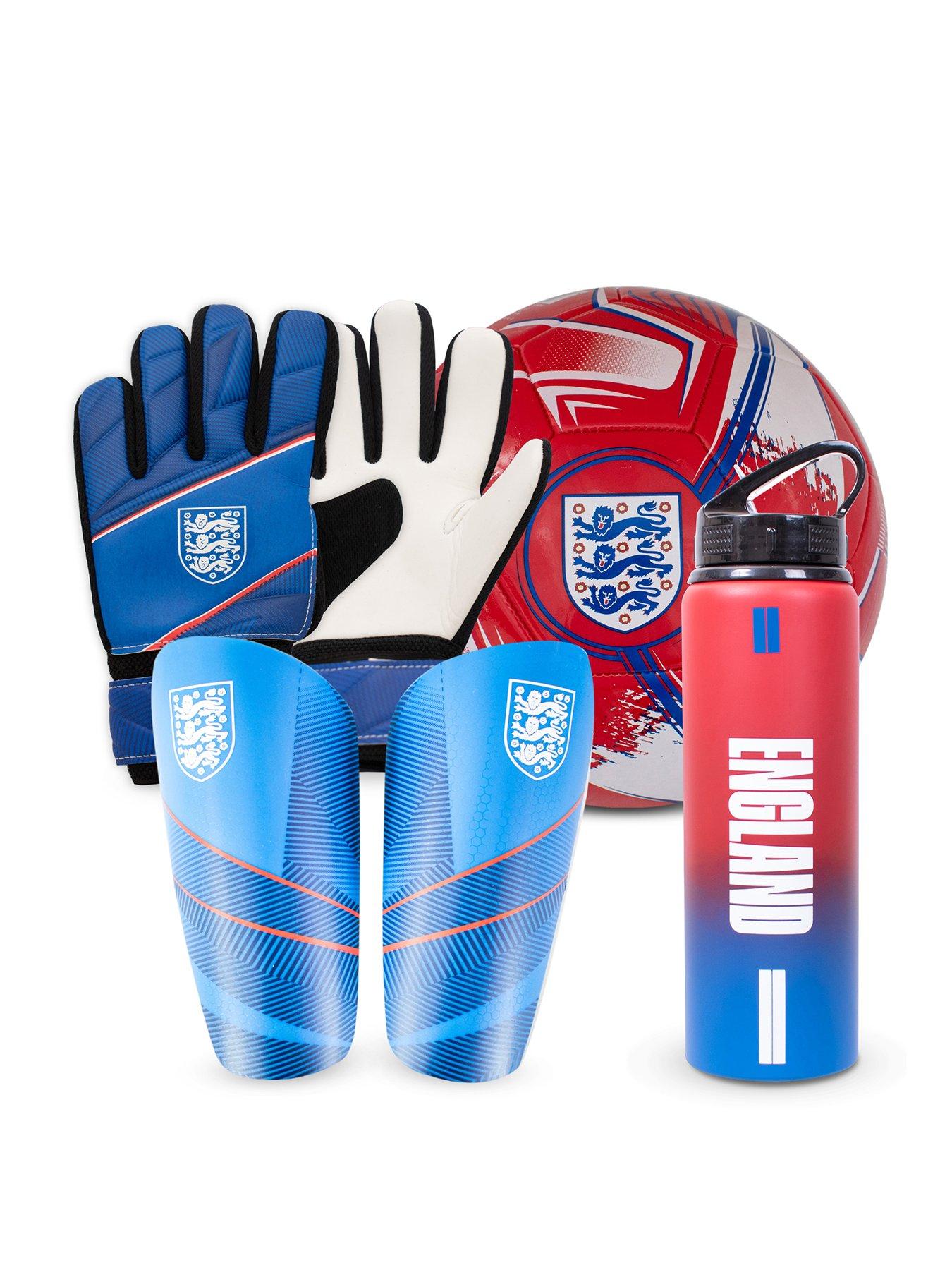 undefined Football Bundle: 750ml Aluminium Bottle, Shin Pads, Goalkeeper Gloves  &  Size 5 Turbine Ball